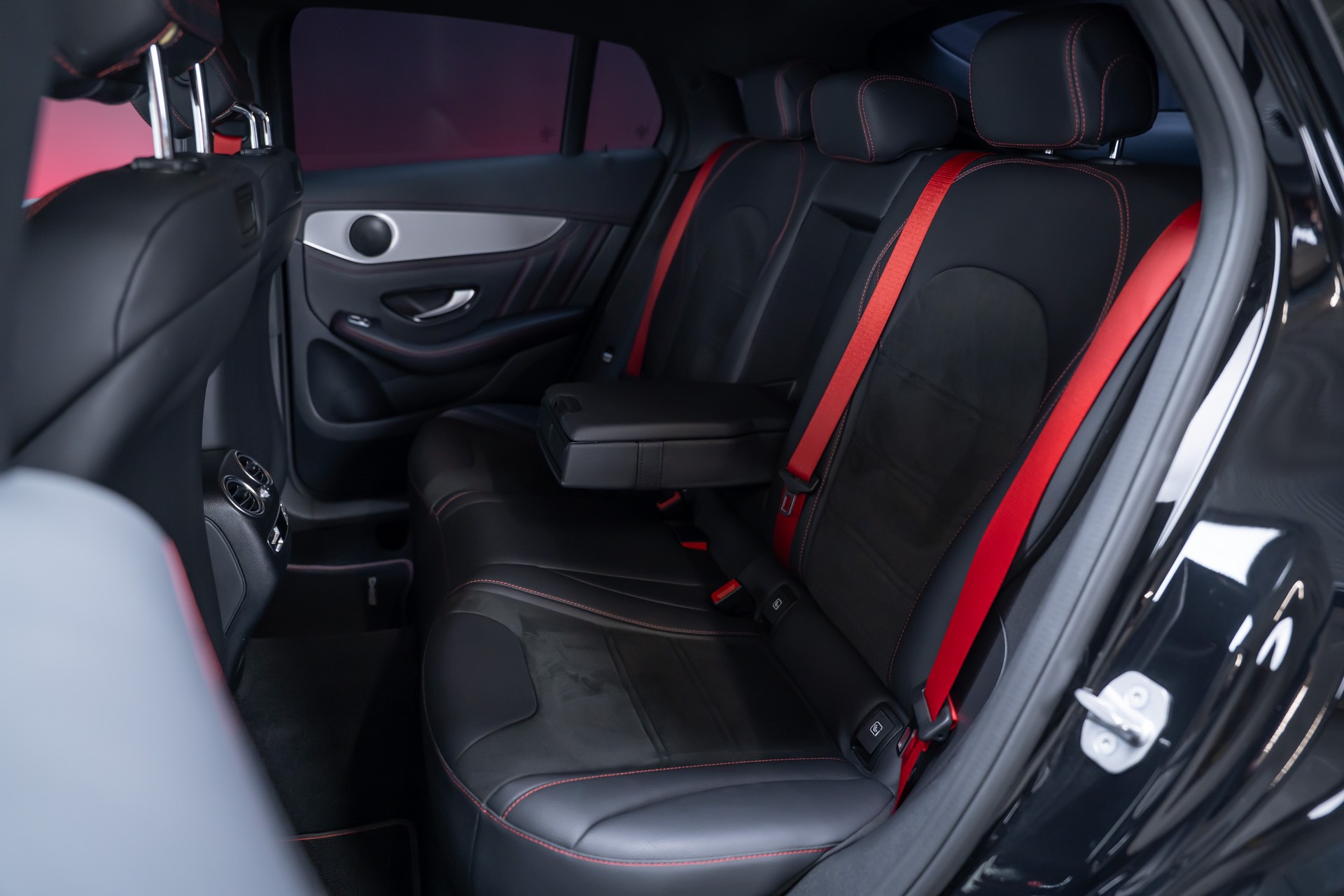 MERCEDES-BENZ GLC 43 AMG 4m Coupé / CH-Fahrzeug / 360°Kamera / Ambientebeleuchtung-image-20
