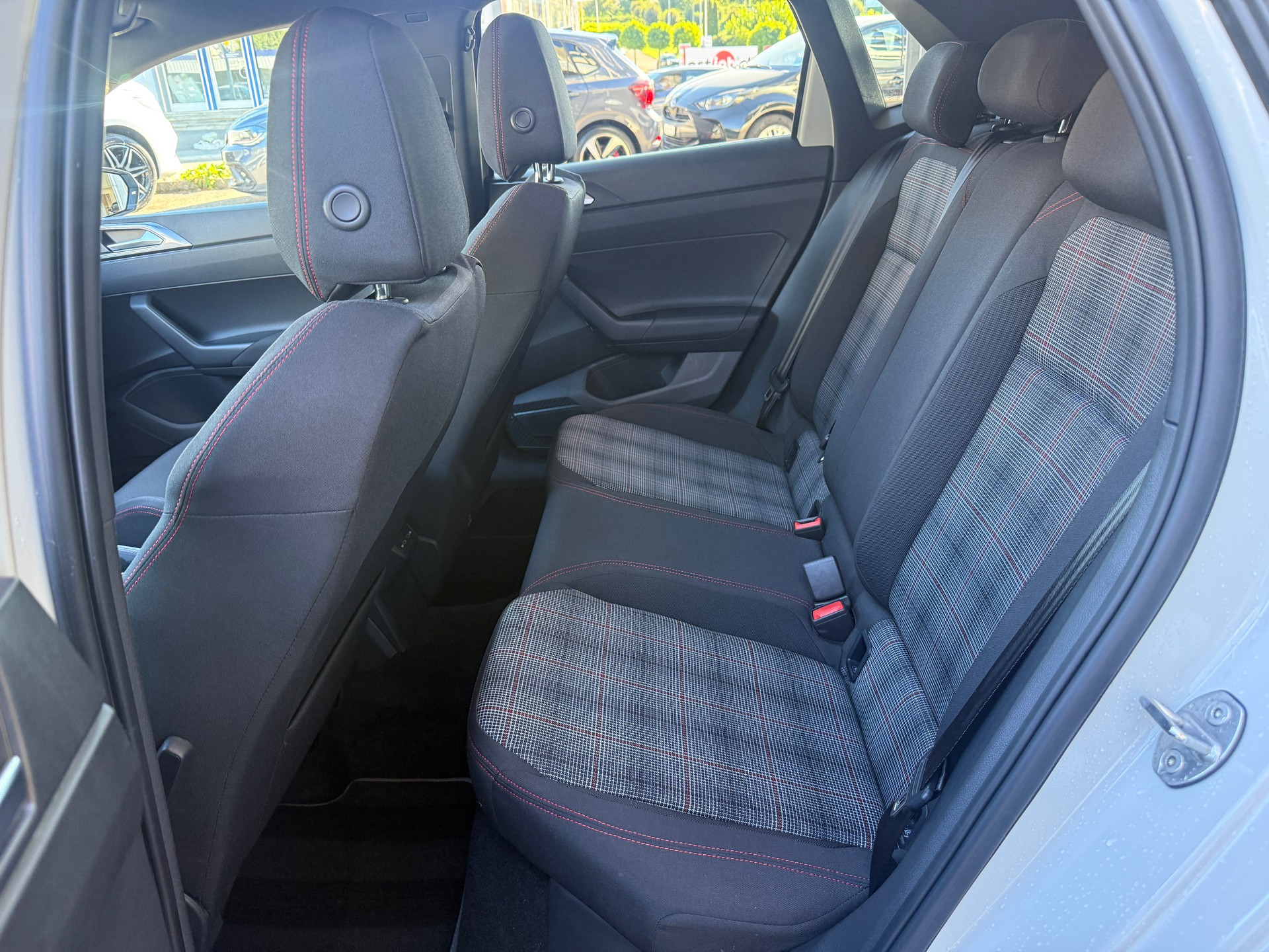 VW Polo 2.0 TSI GTI DSG *** DISTANZREGLER ***-image-26