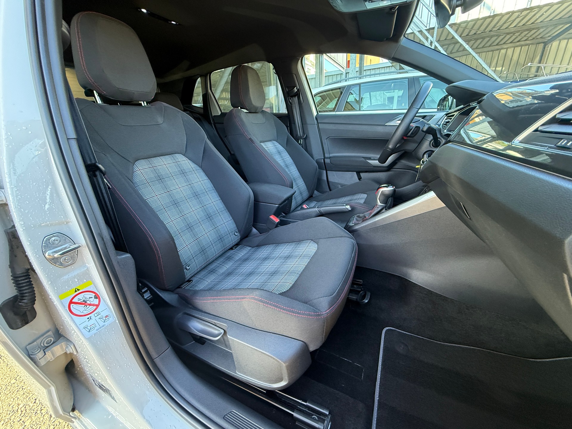 VW Polo 2.0 TSI GTI DSG *** DISTANZREGLER ***-image-15