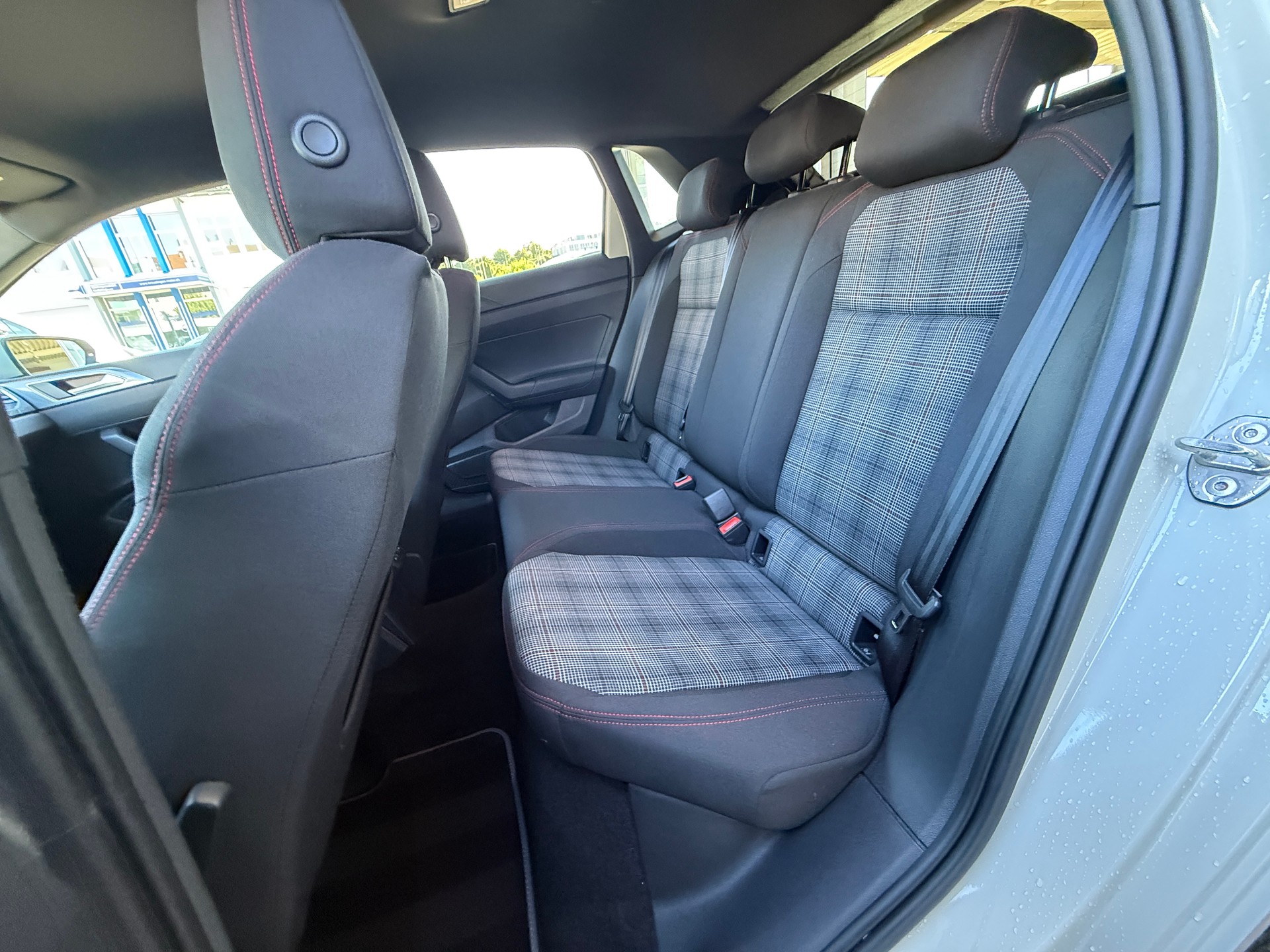 VW Polo 2.0 TSI GTI DSG *** DISTANZREGLER ***-image-27