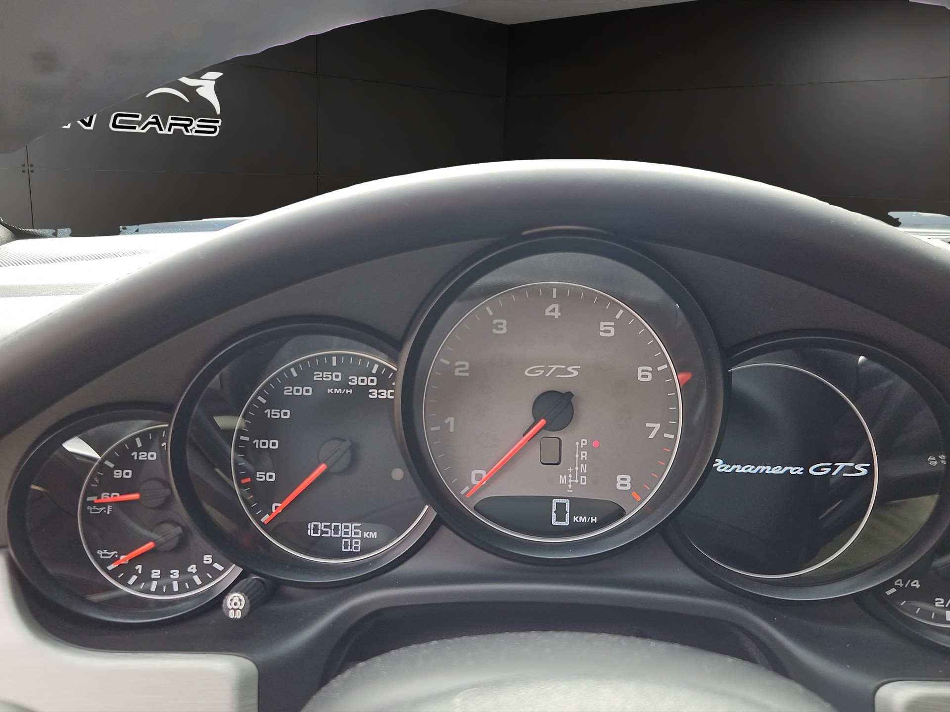 PORSCHE Panamera GTS 4.8 PDK-image-10