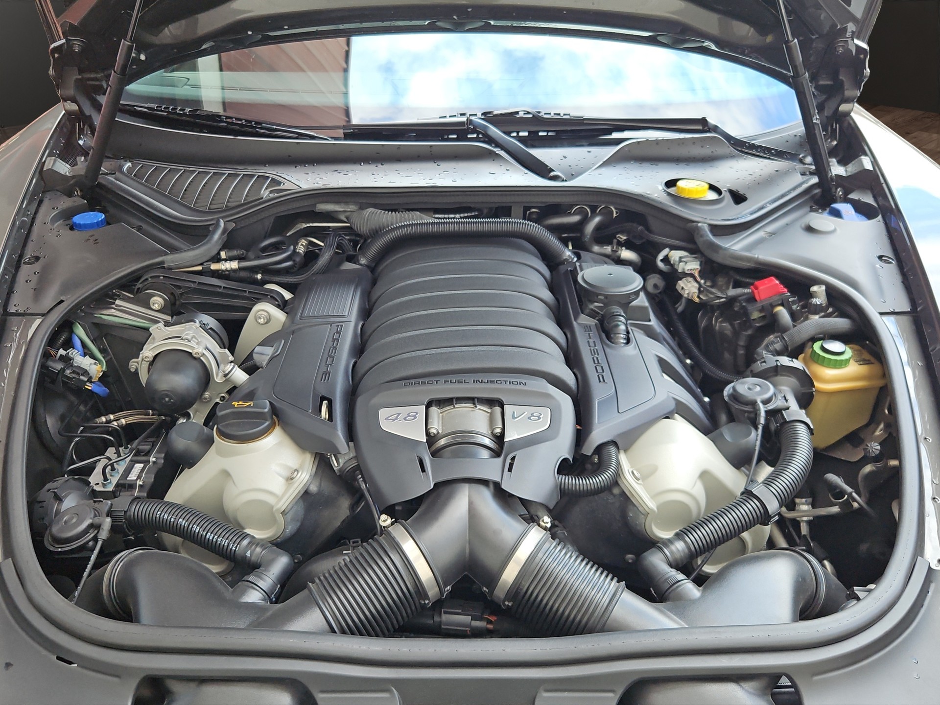 PORSCHE Panamera GTS 4.8 PDK-image-19