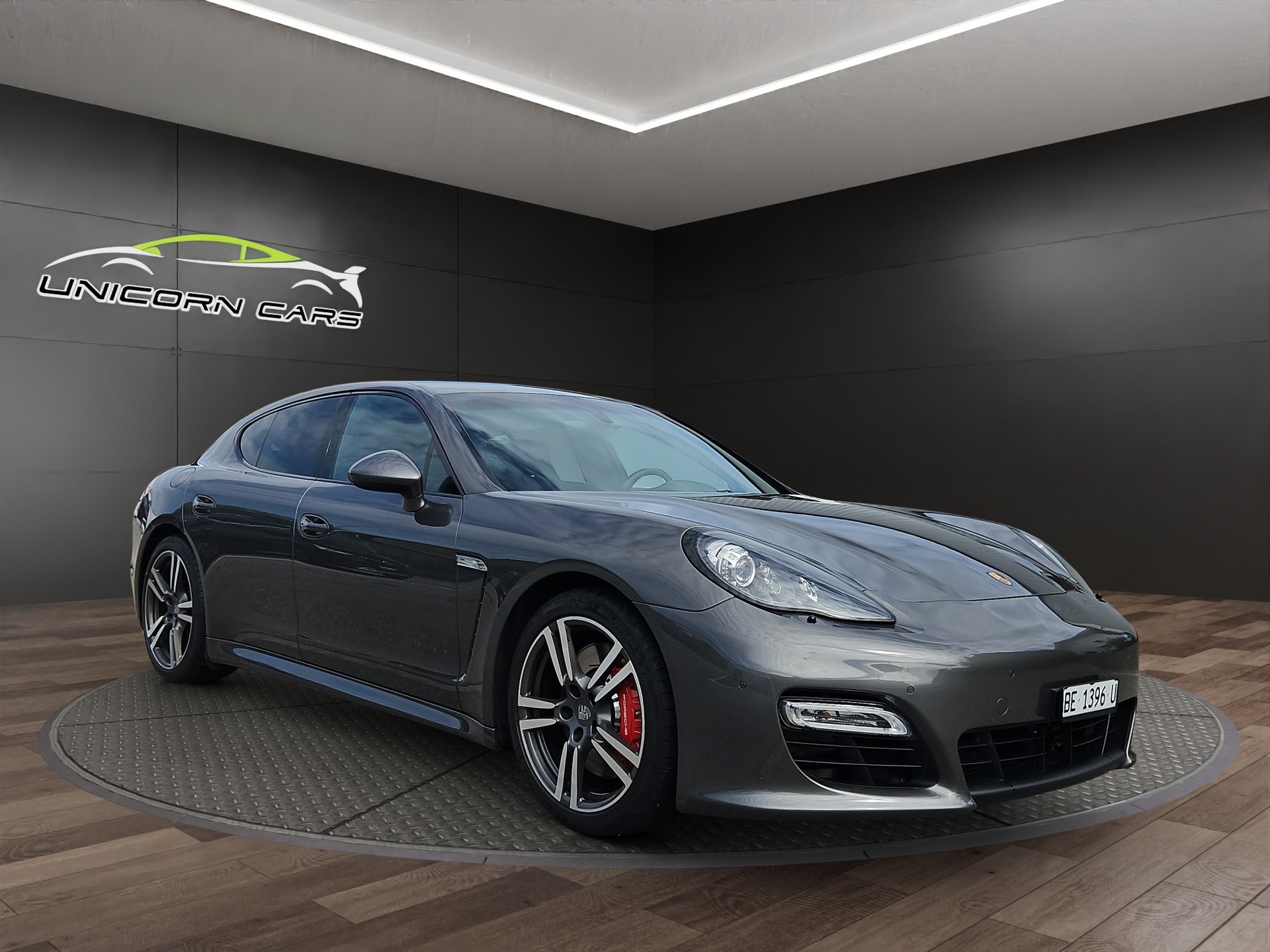 PORSCHE Panamera GTS 4.8 PDK-image-7