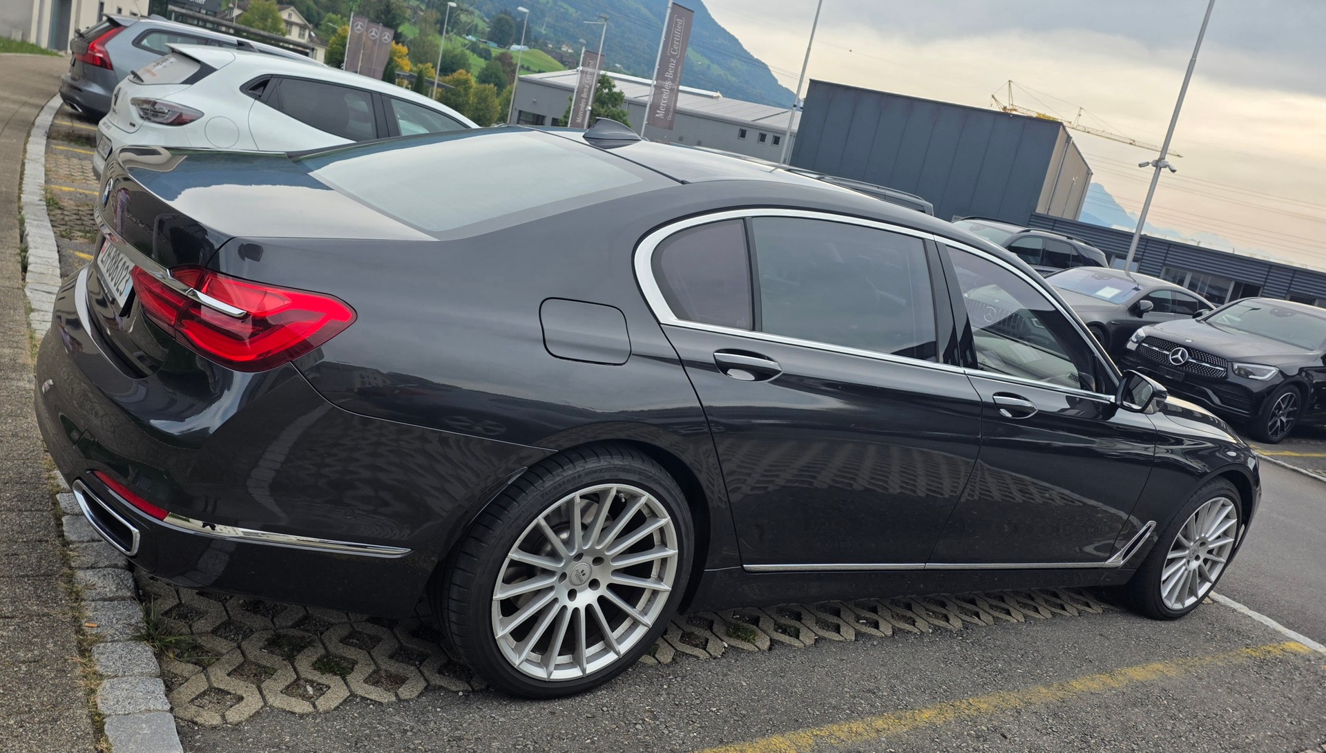 BMW 730Ld xDrive-image-3