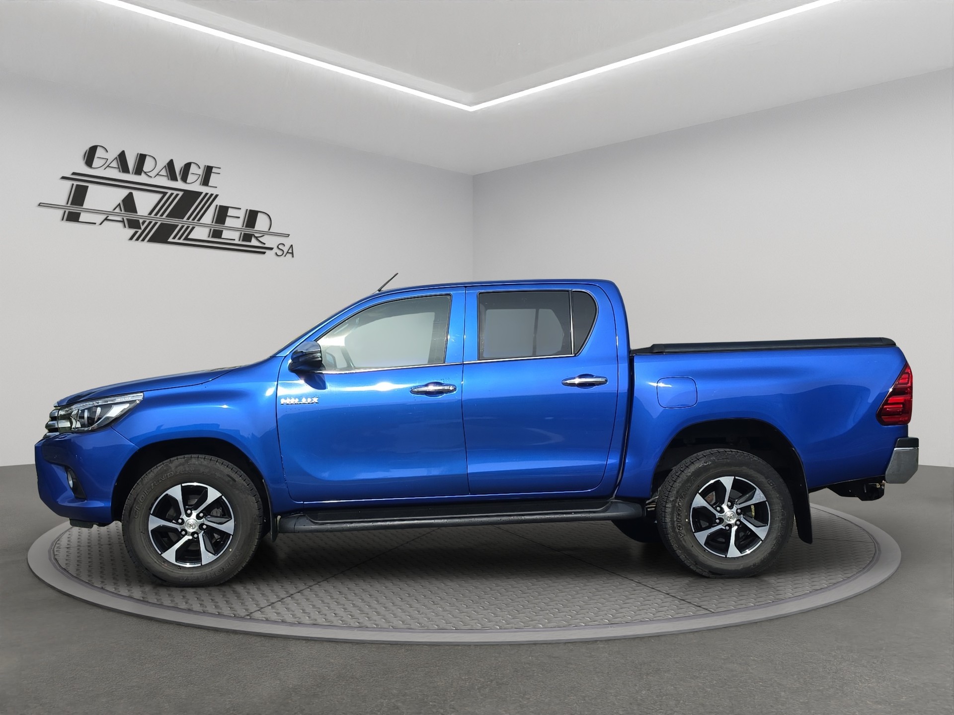 TOYOTA 2.4 D-4D 150 Premium-image-2