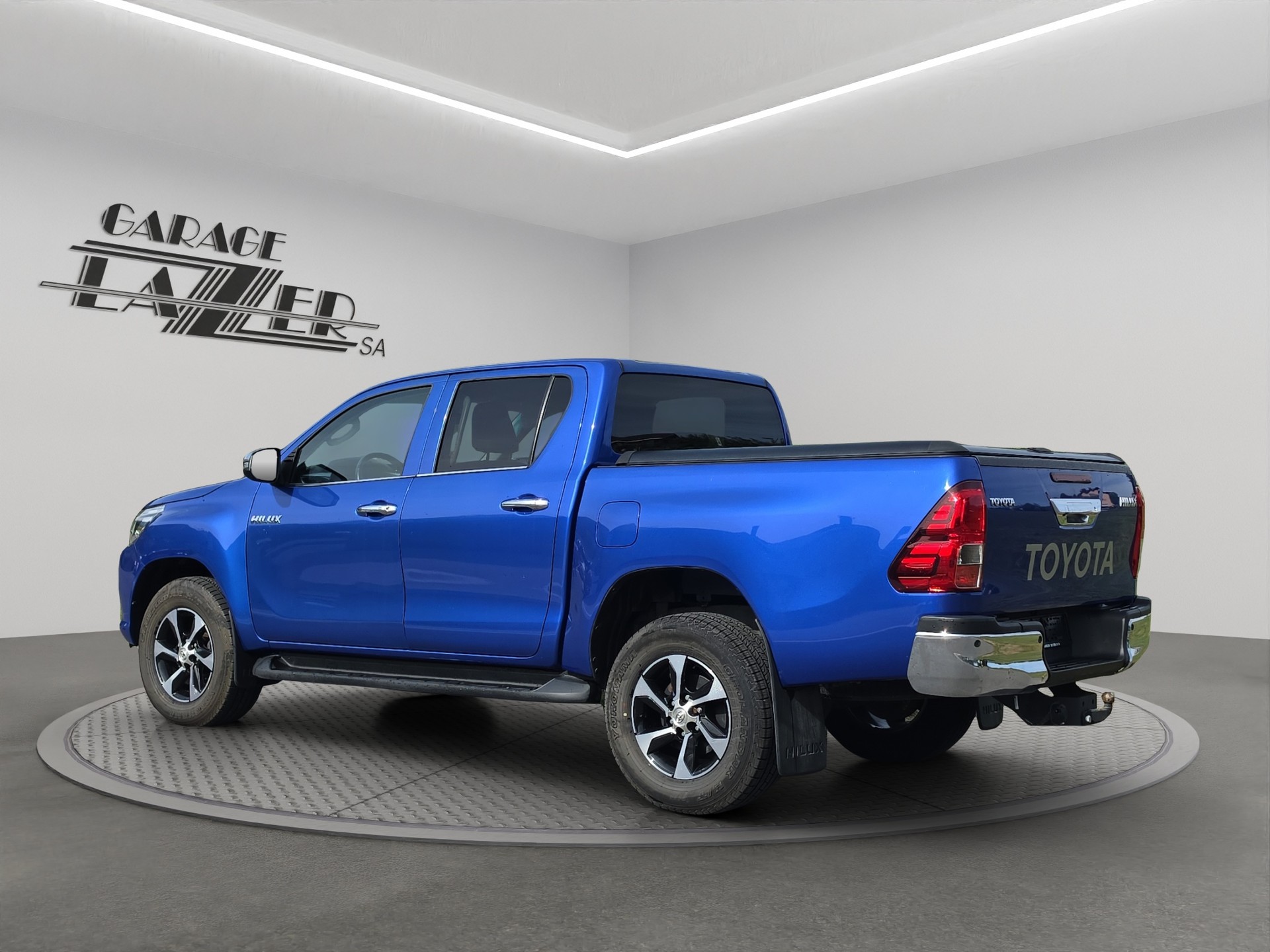 TOYOTA 2.4 D-4D 150 Premium-image-3