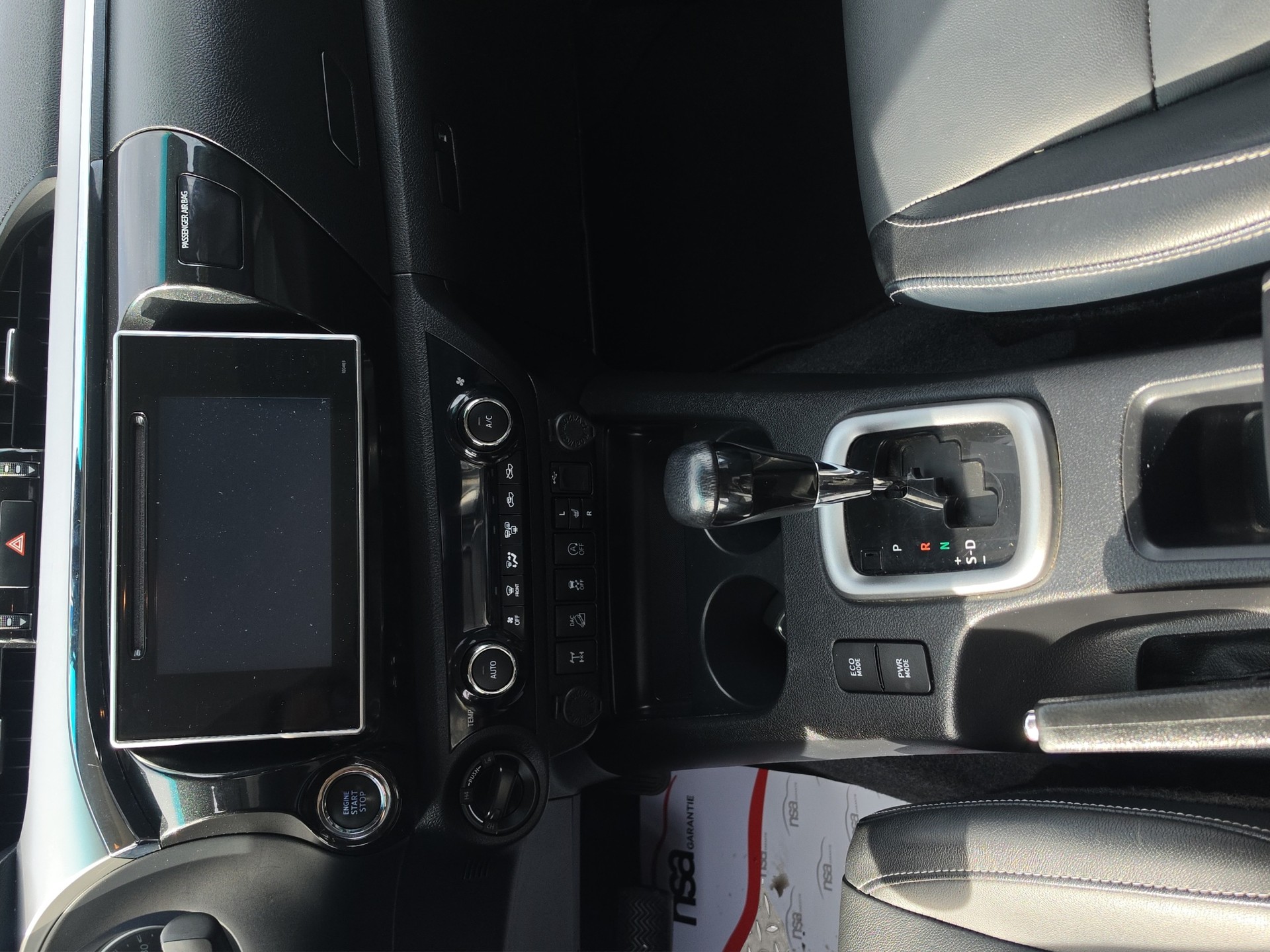 TOYOTA 2.4 D-4D 150 Premium-image-11