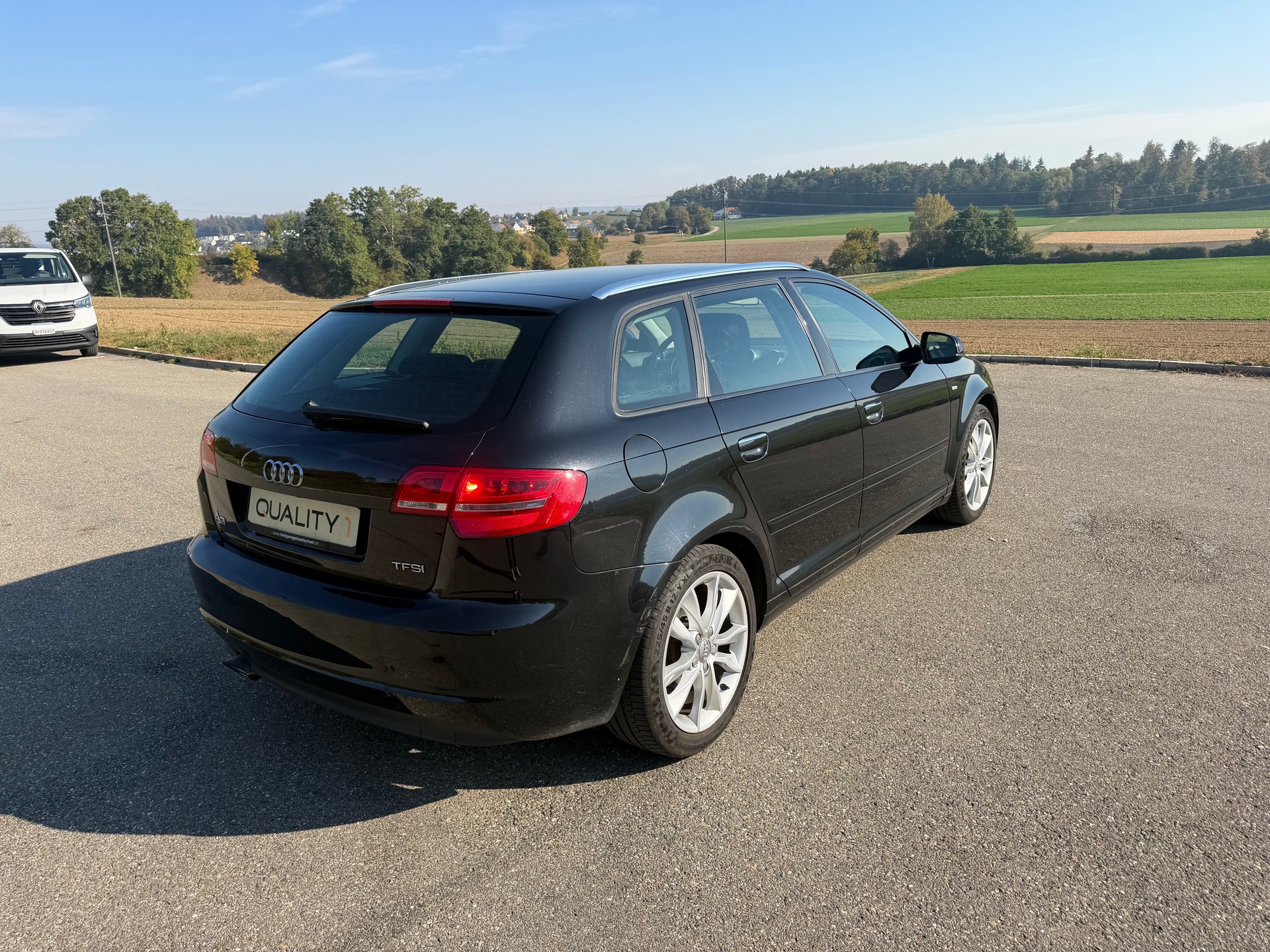 AUDI A3 Sportback 1.2 TFSI Ambiente-image-2
