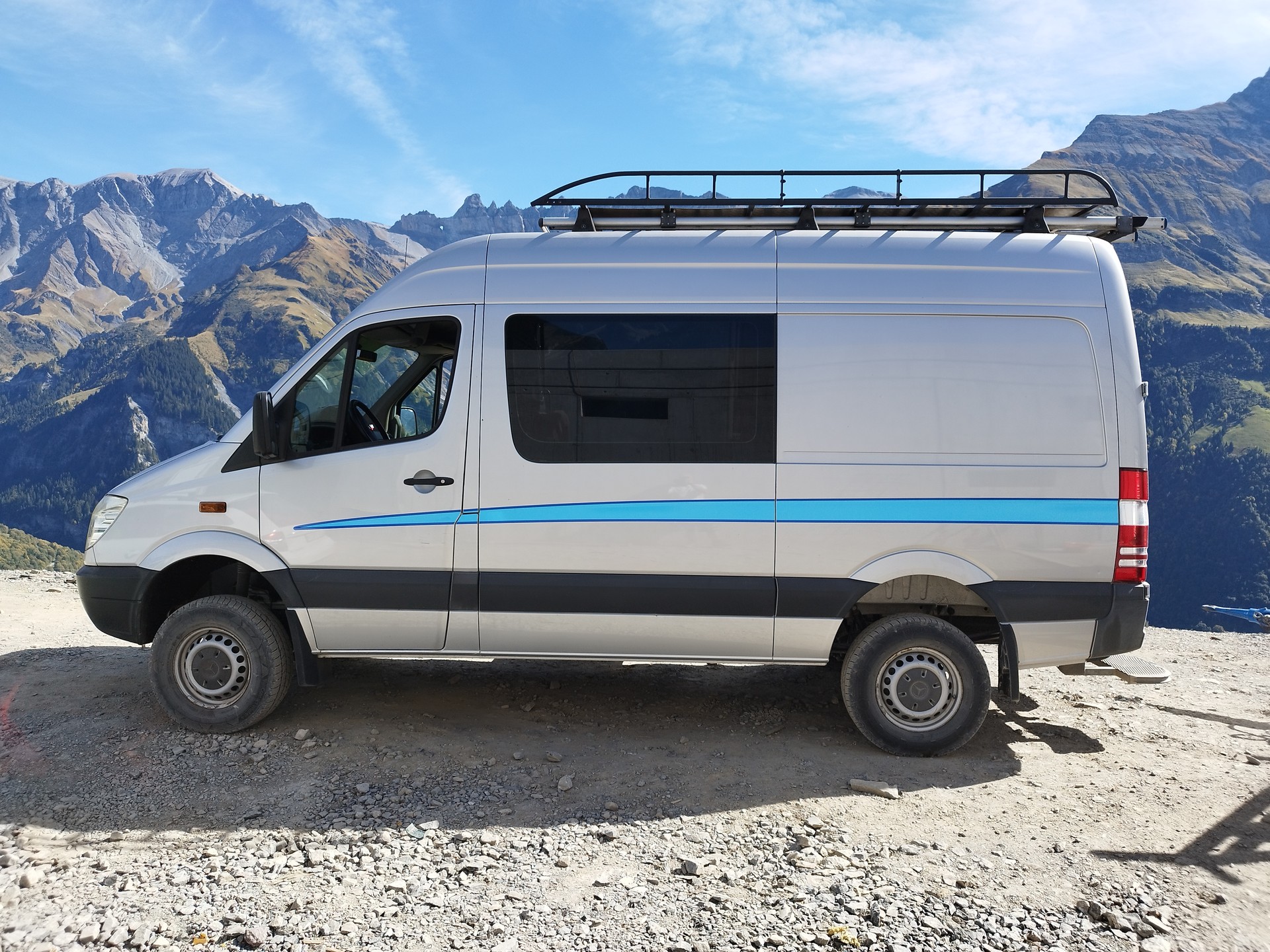 MERCEDES-BENZ 319 CDI 4x4 L2H2-image-4