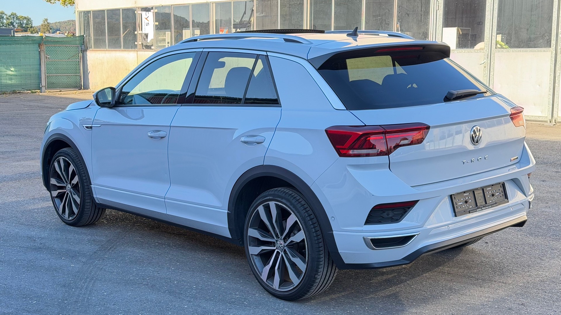 VW T-Roc 2.0 TSI Sport DSG 4Motion-image-6