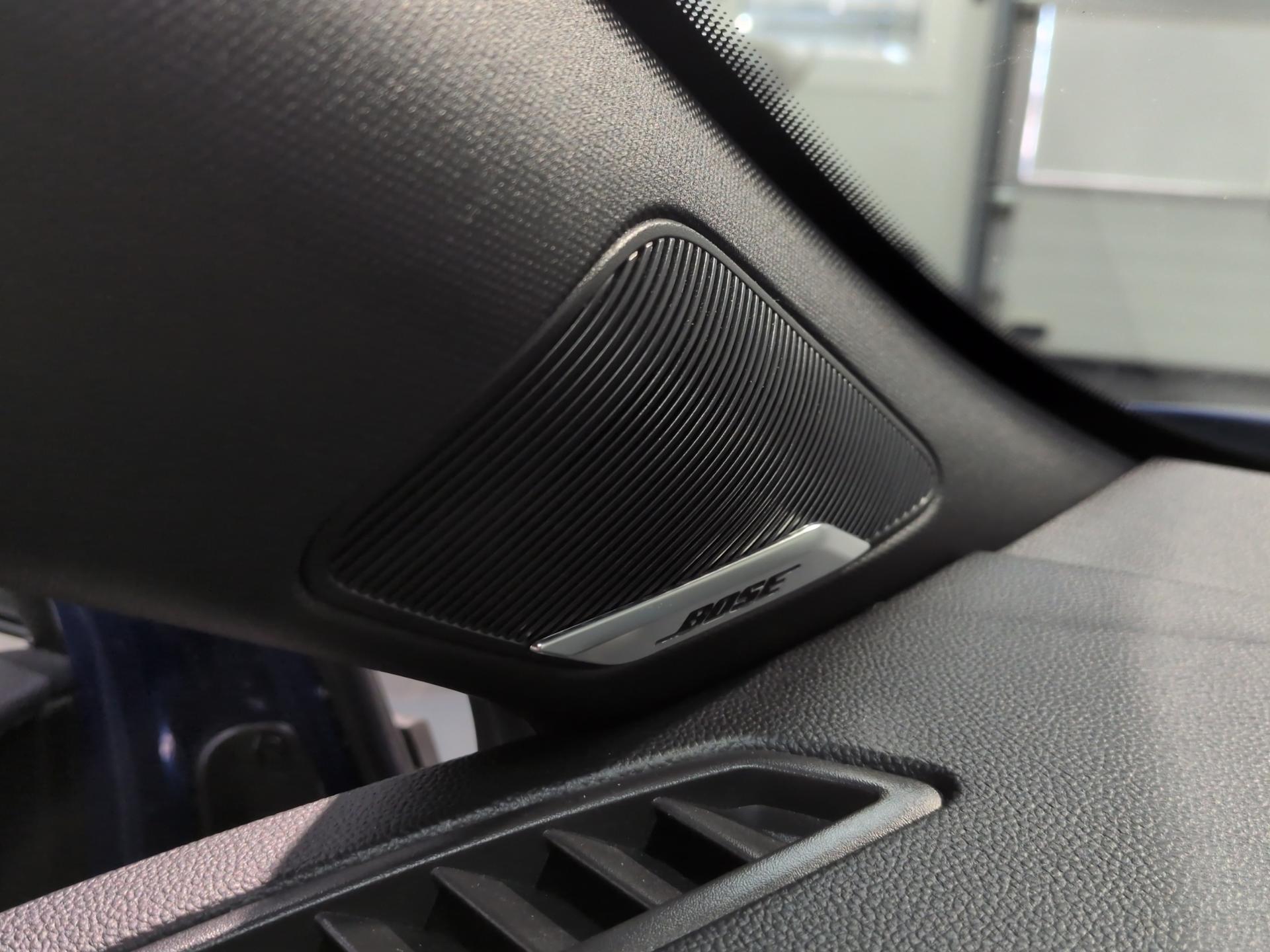RENAULT Clio 1.6 E-Tech Esprit Alpine-image-19