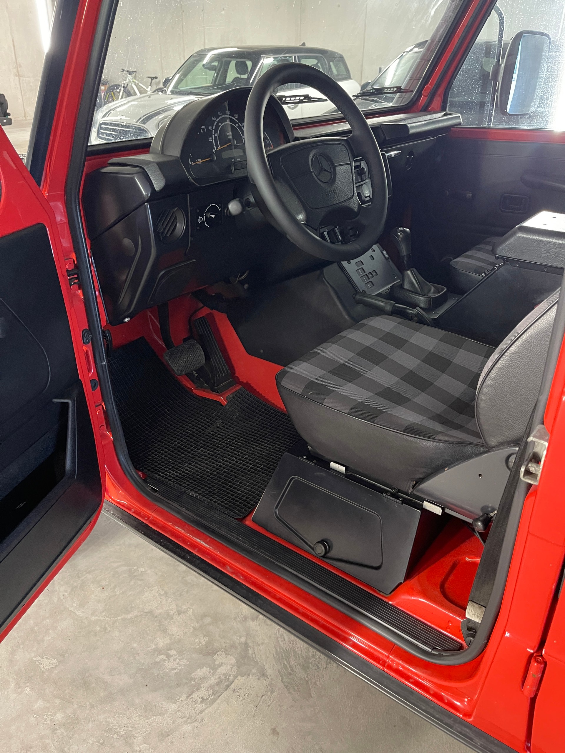 MERCEDES-BENZ G 280 CDI Professional lang-image-4