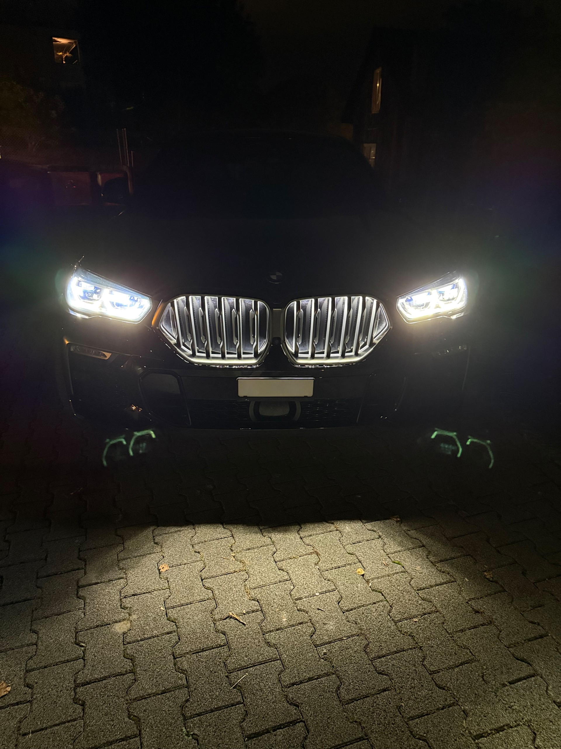 BMW X6 M50d M Sport Plus-image-12