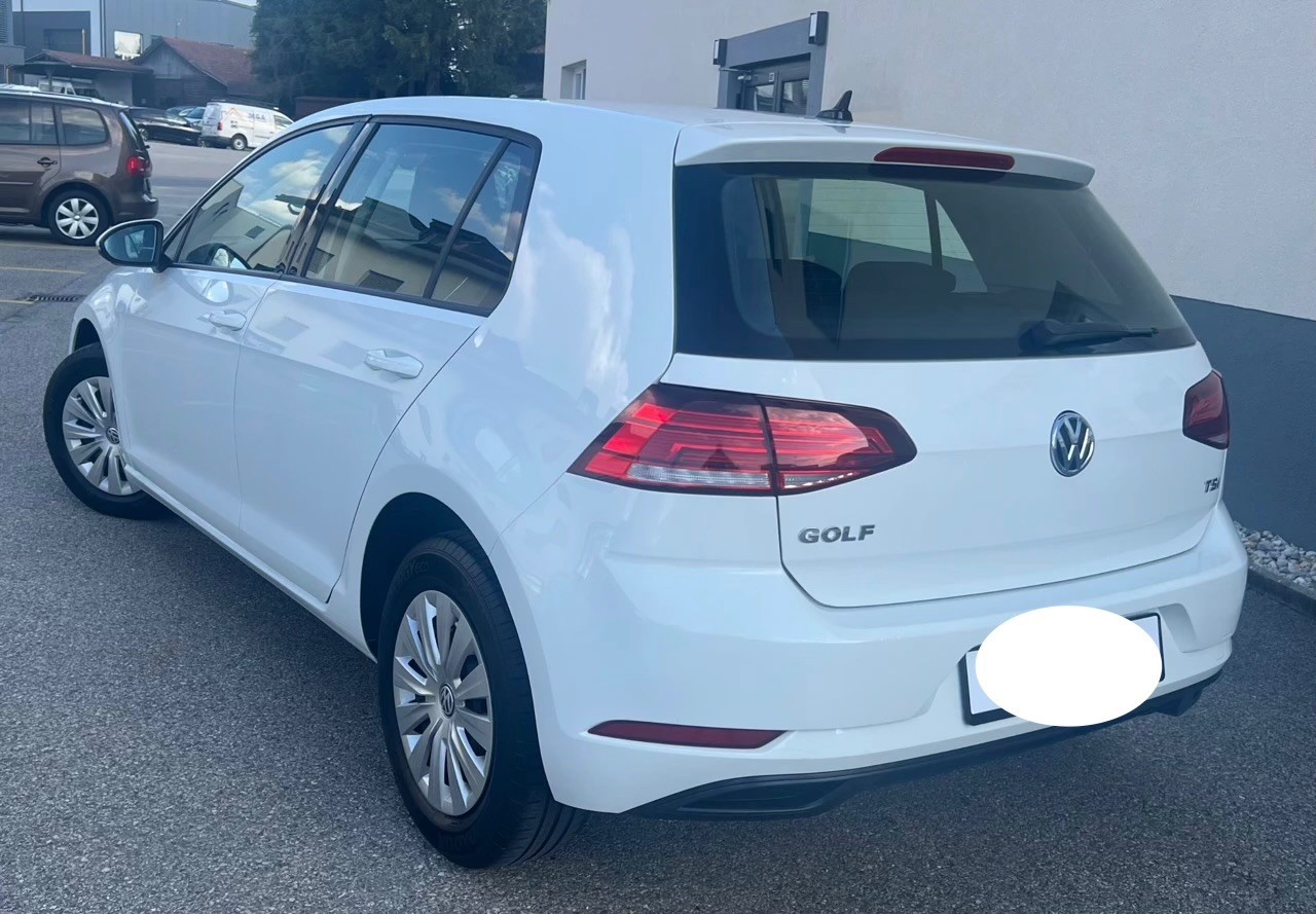VW Golf 1.0 TSI Trendline-image-3
