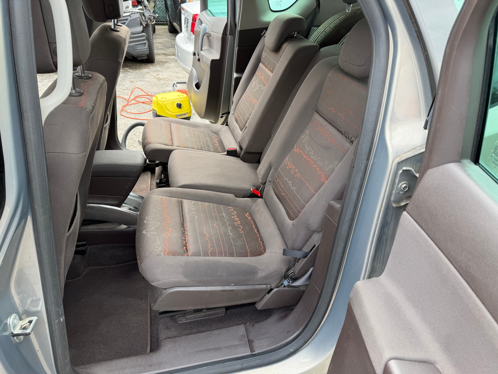 OPEL Meriva 1.7 CDTi Cosmo Automatic-image-8
