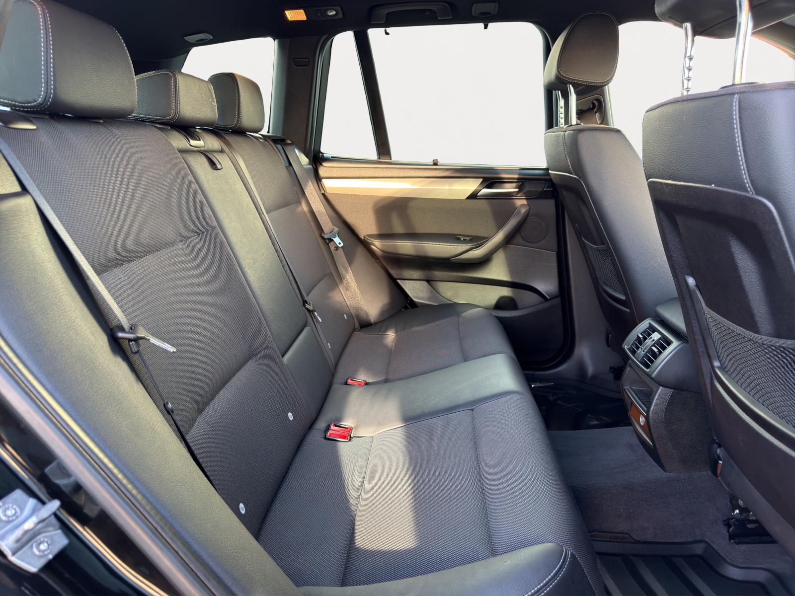 BMW X3 xDrive 20d Steptronic-image-16