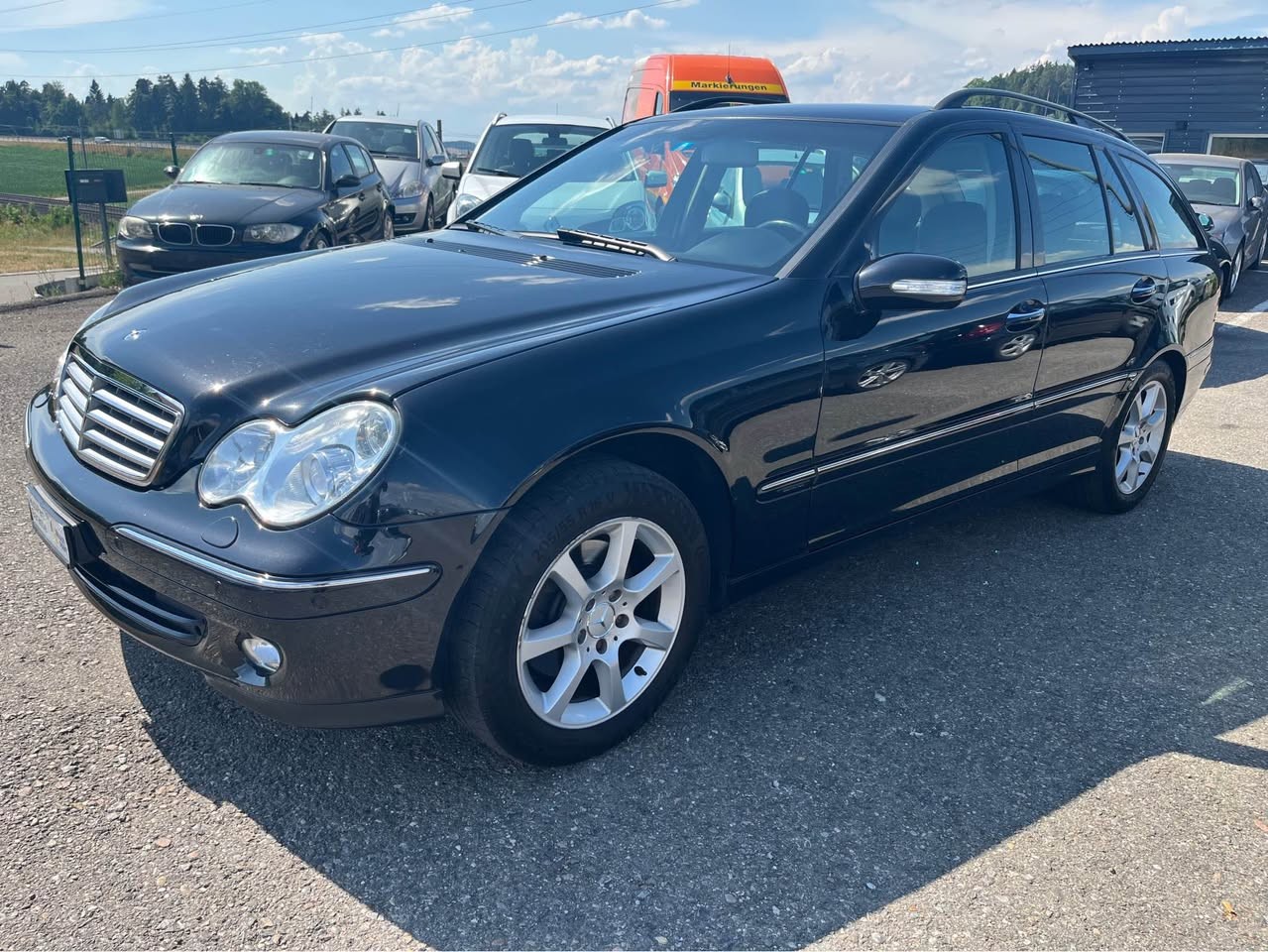 Car photo