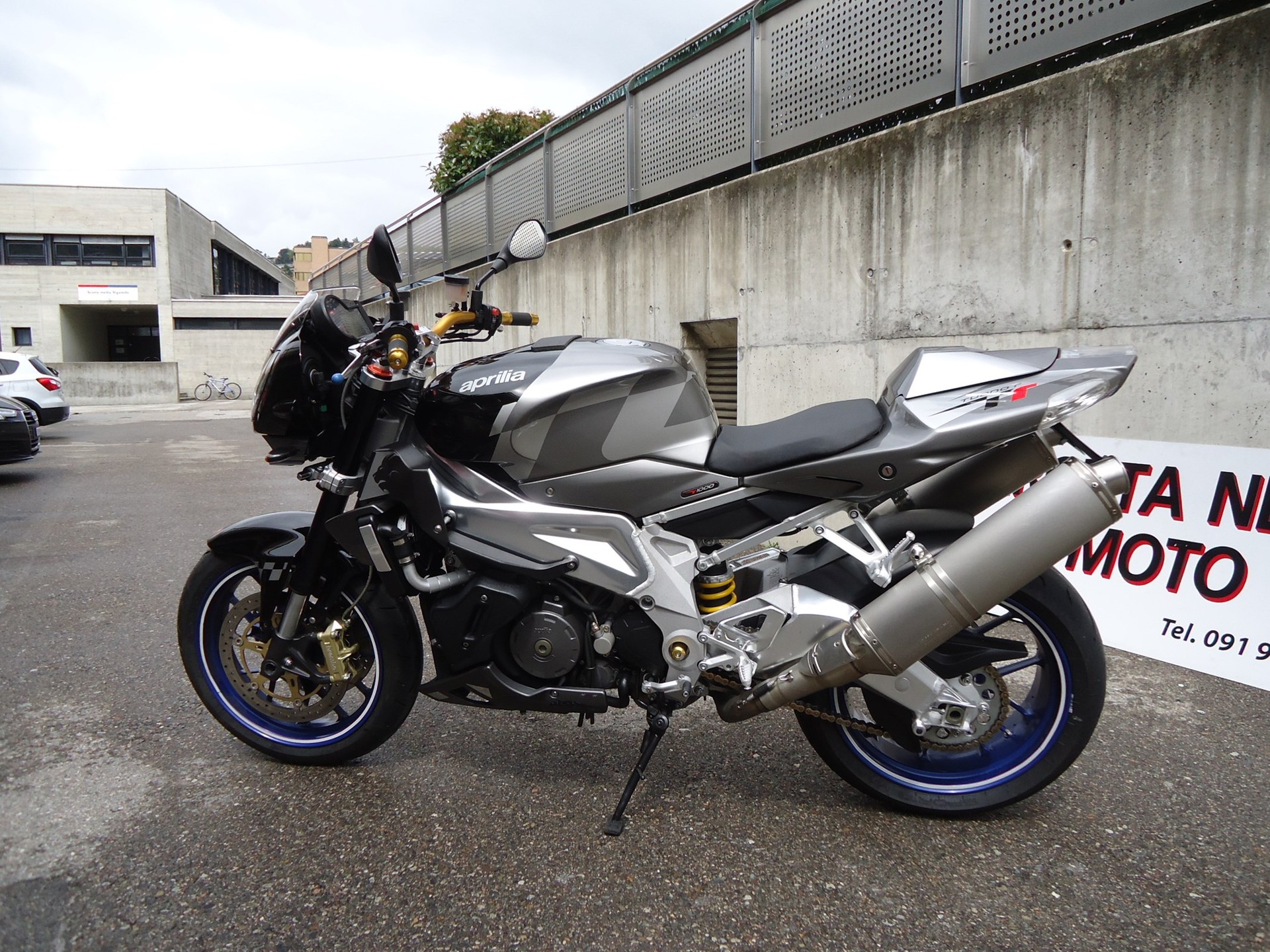 APRILIA Tuono 1000 R