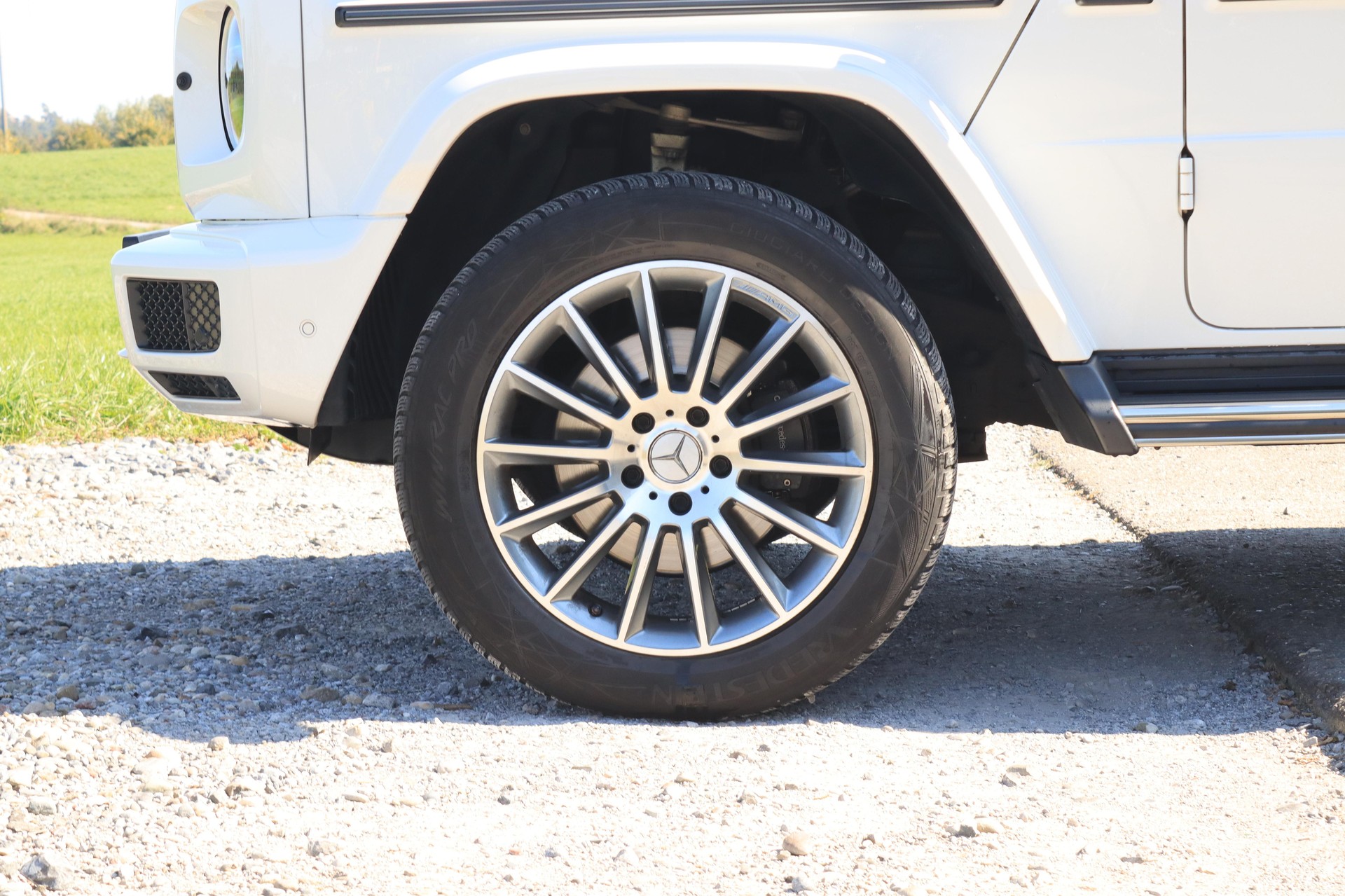 MERCEDES-BENZ G 350 d AMG Line 9G-Tronic-image-5