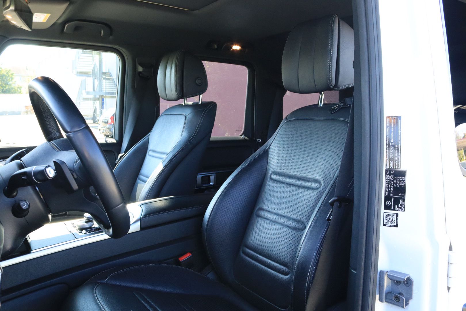 MERCEDES-BENZ G 350 d AMG Line 9G-Tronic-image-10