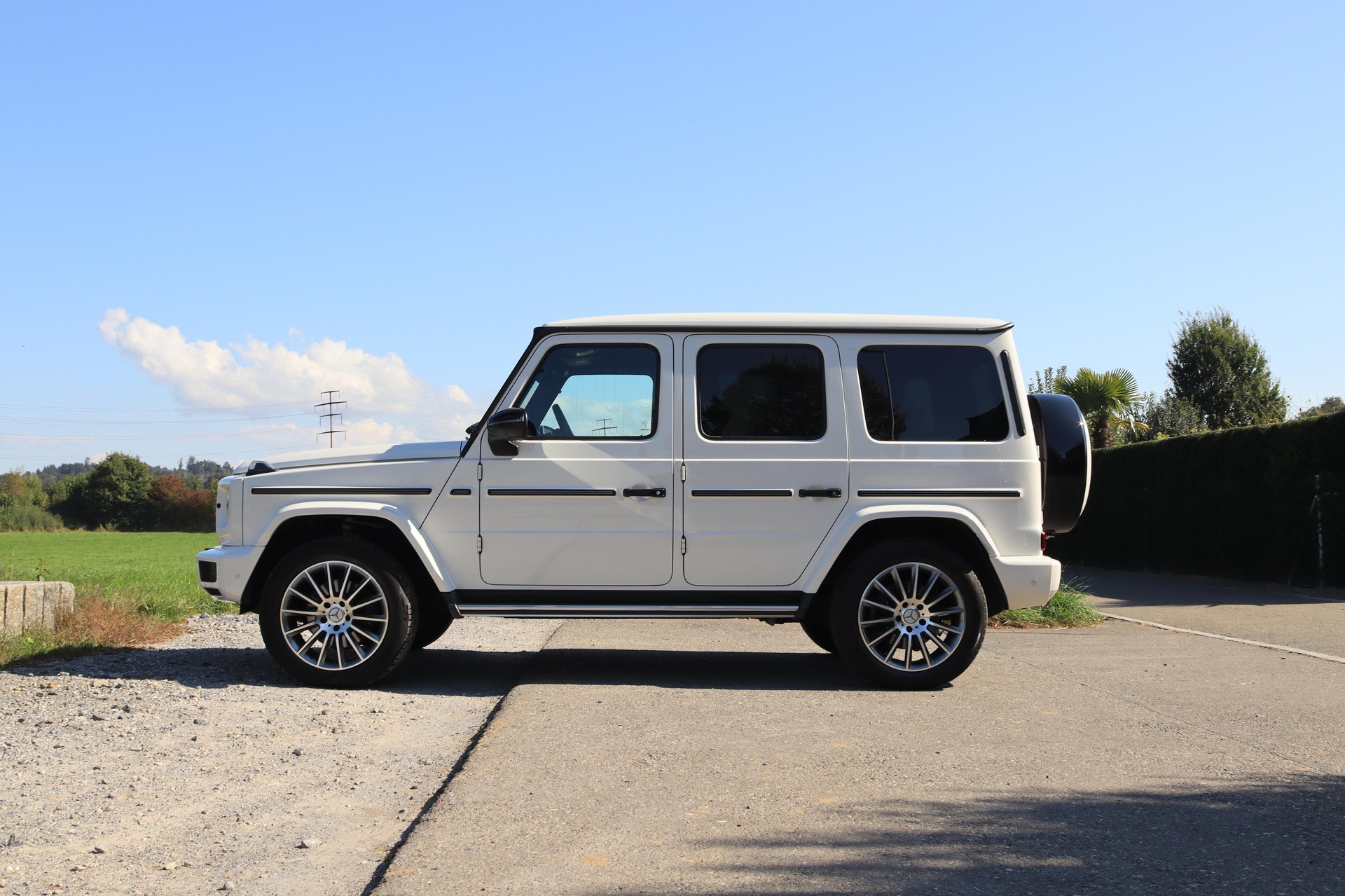 MERCEDES-BENZ G 350 d AMG Line 9G-Tronic-image-2