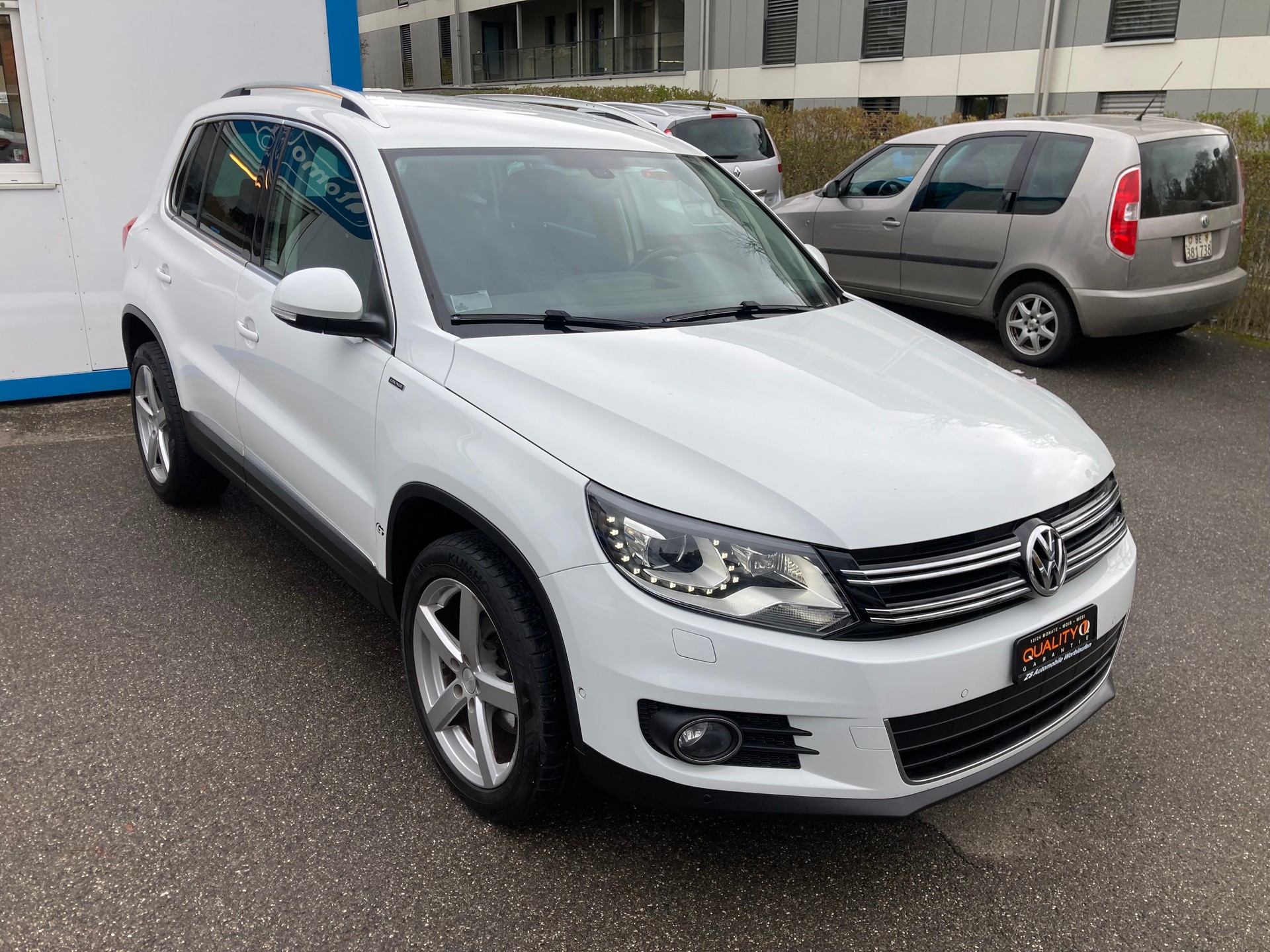 VW Tiguan 1.4 TSI Lounge 4Motion-image-4