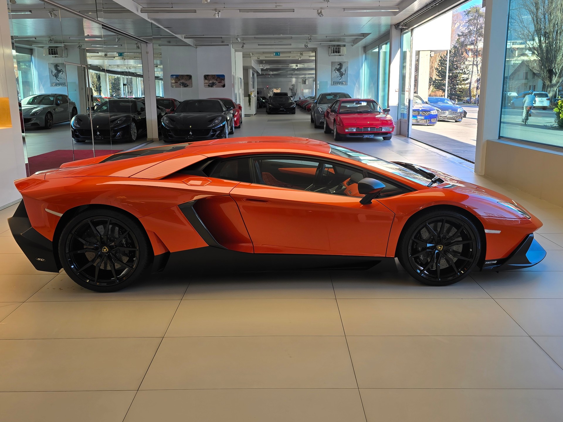 LAMBORGHINI Aventador LP720-4 Coupé 50 Anniversario E-Gear-image-3