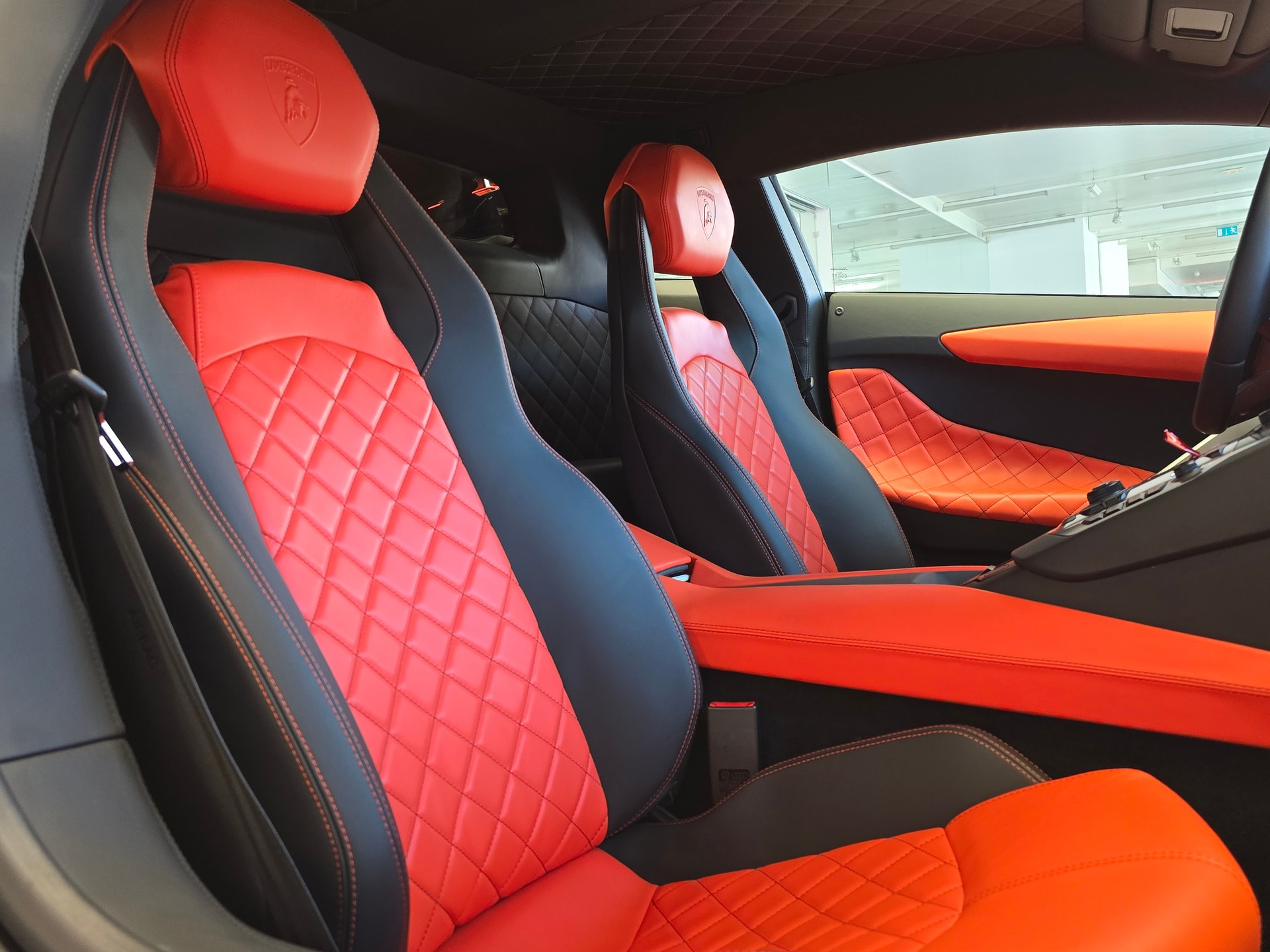 LAMBORGHINI Aventador LP720-4 Coupé 50 Anniversario E-Gear-image-12