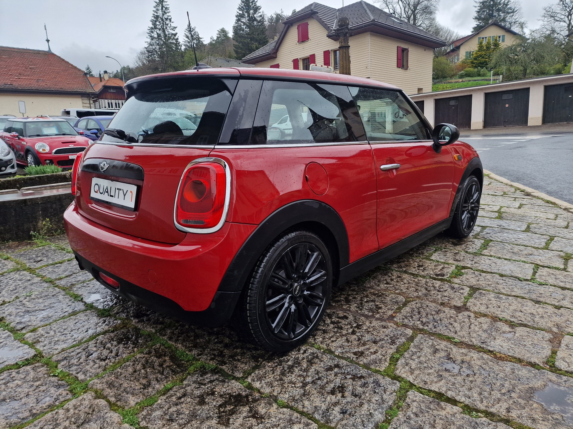 MINI One Downtown-image-3