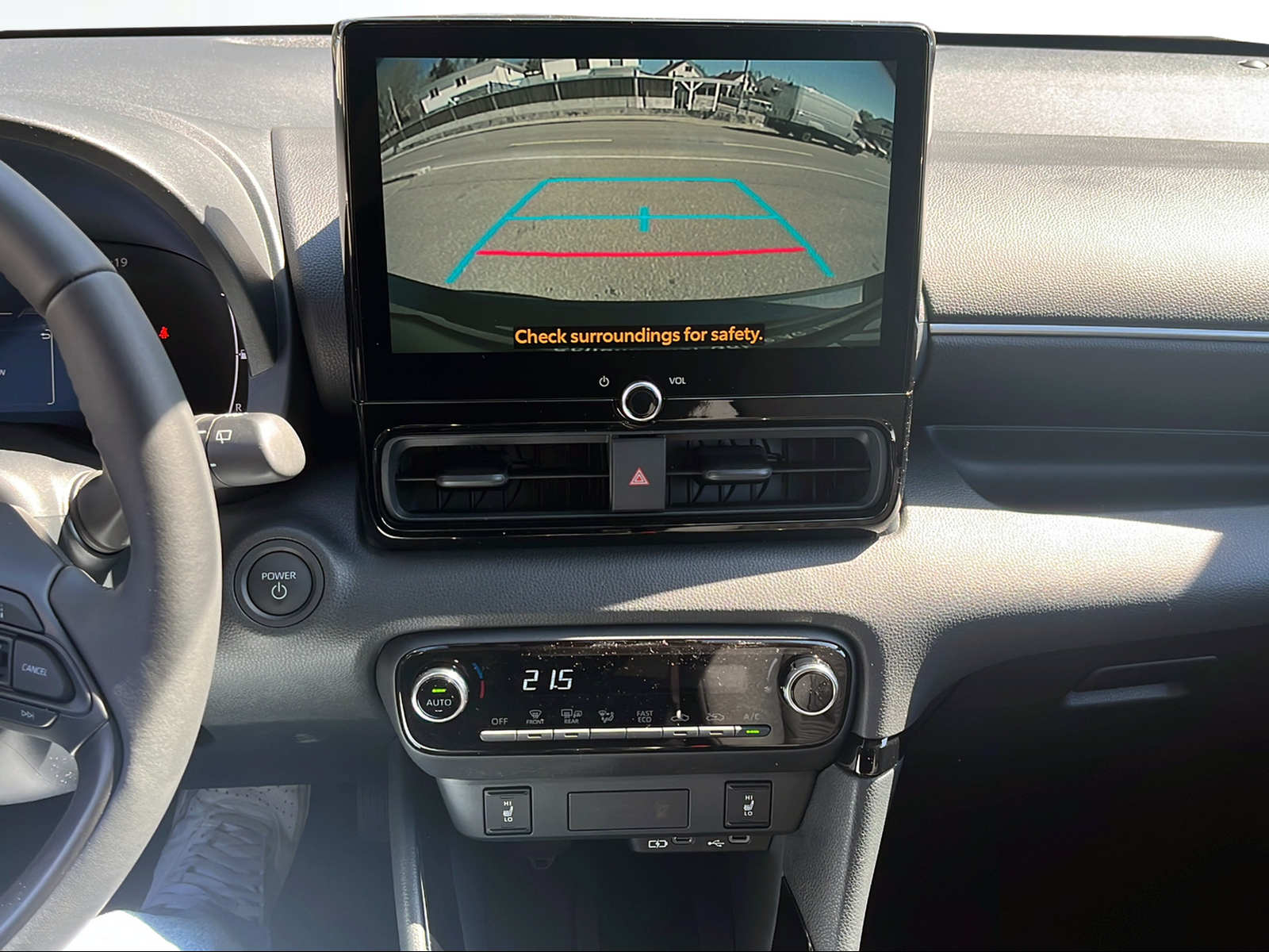 TOYOTA Yaris 1.5 Trend e-CVT-image-10