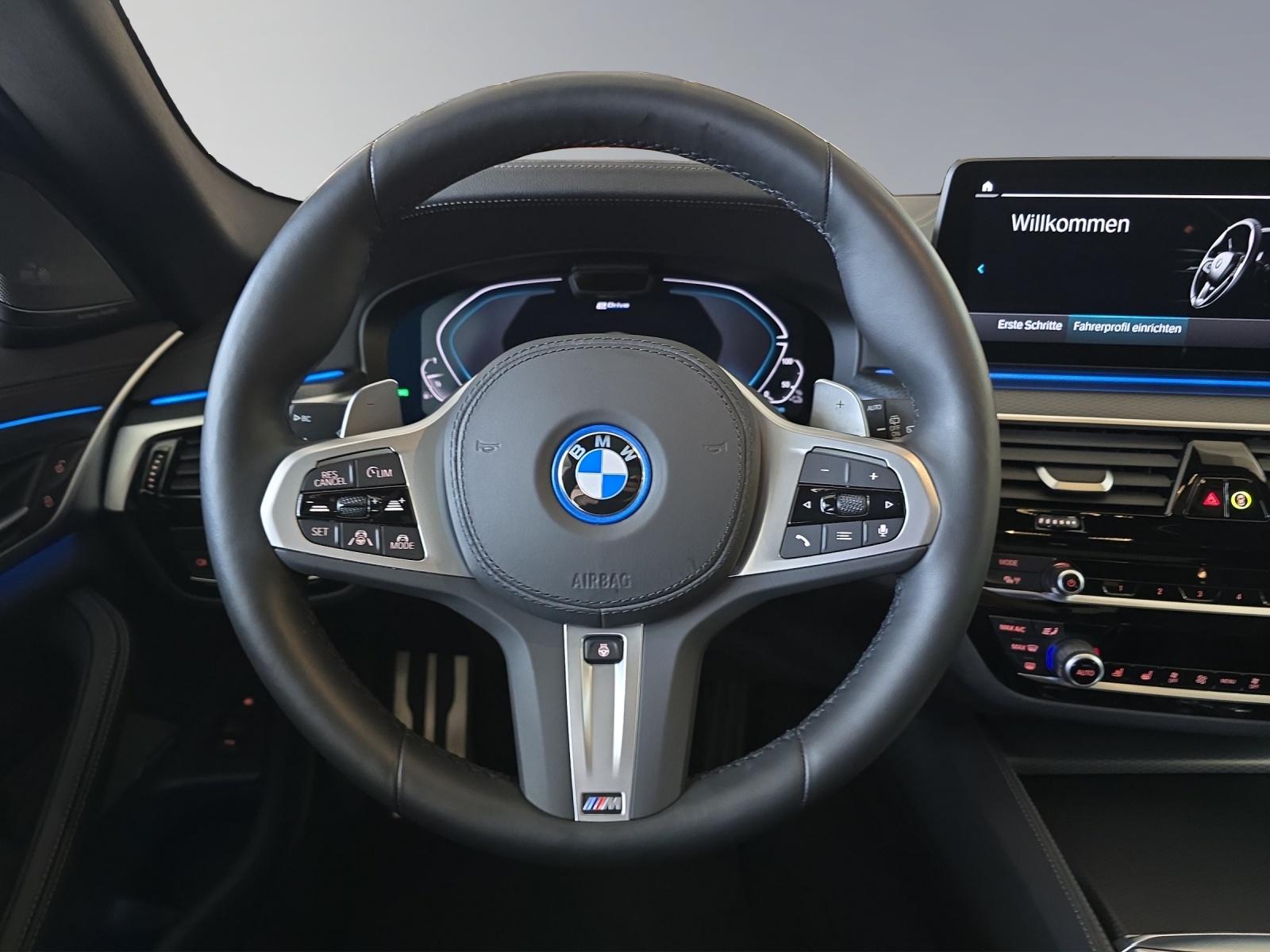 BMW 530e xDrive Touring M Sport-image-9