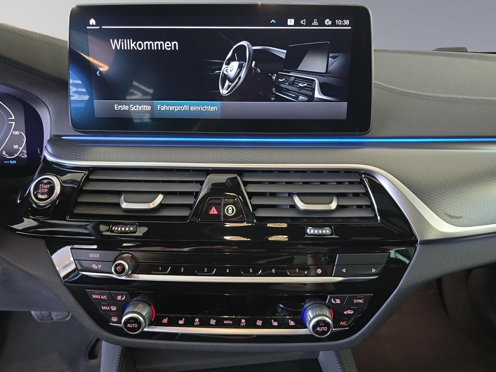 BMW 530e xDrive Touring M Sport-image-12