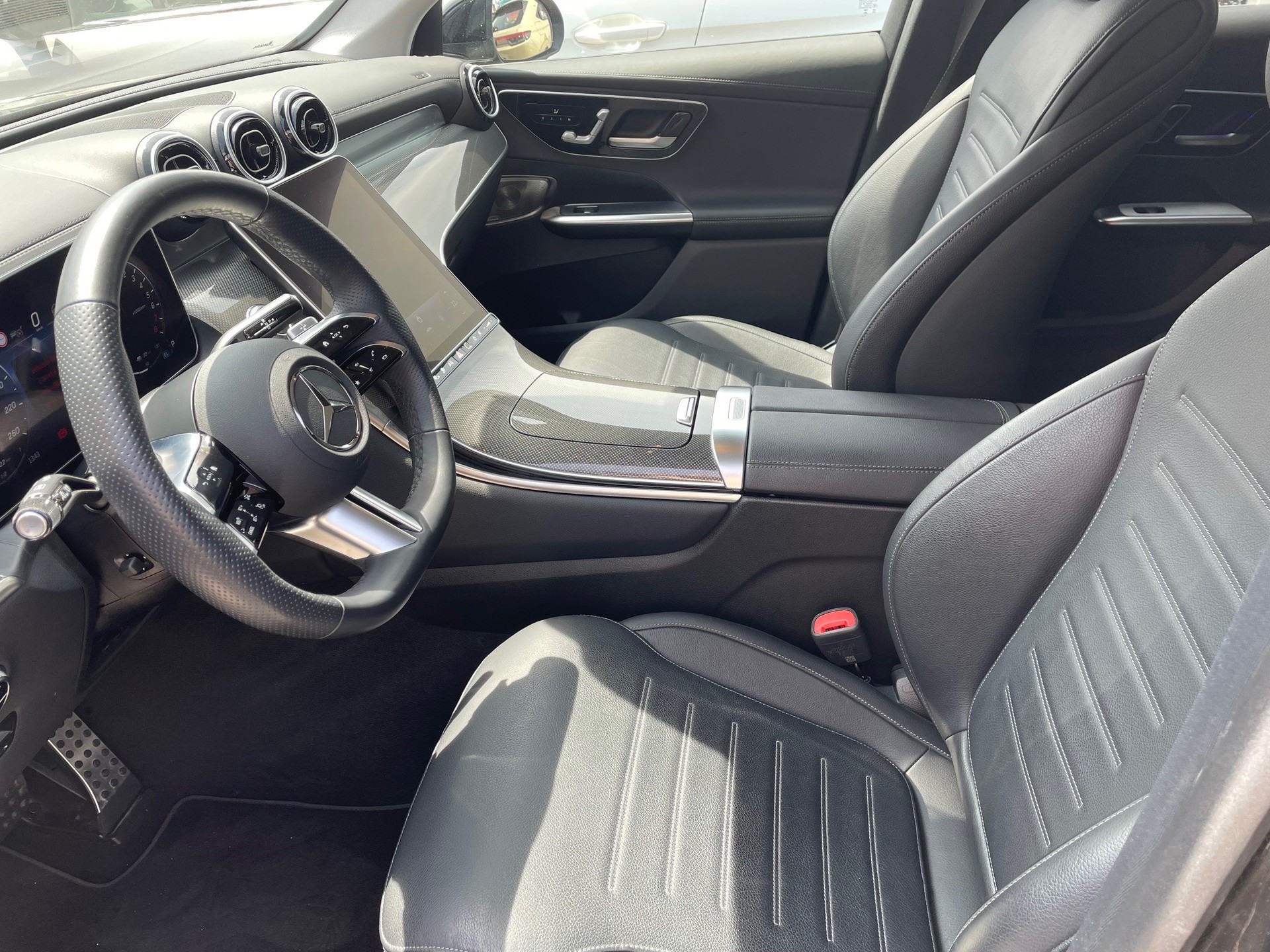 MERCEDES-BENZ GLC 300 e 4M 9G-Tronic-image-4