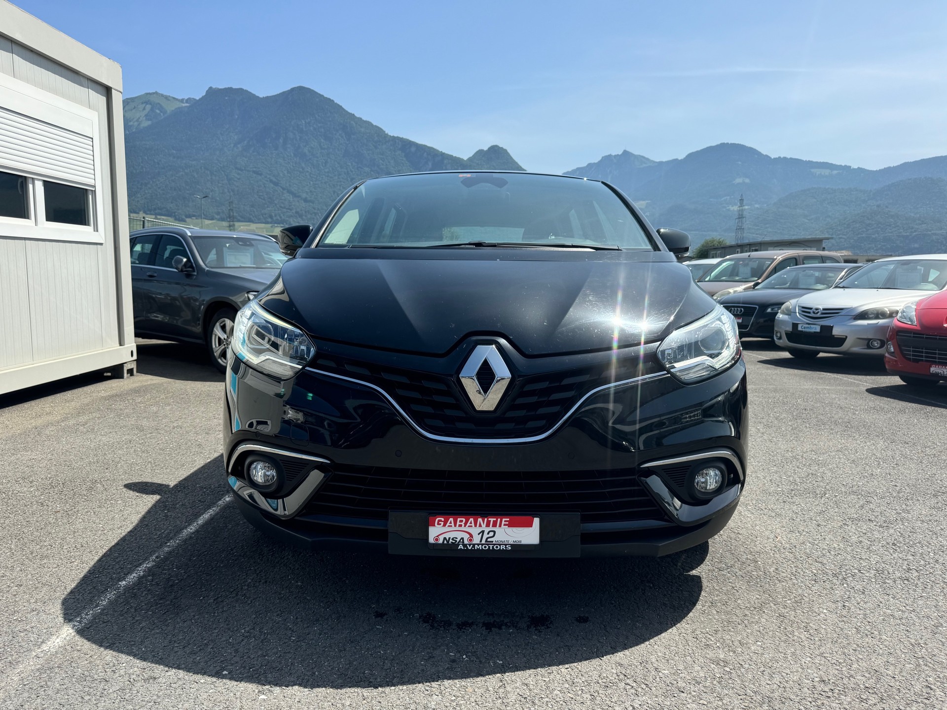 RENAULT Scénic 1.2 16V Turbo Zen-image-2