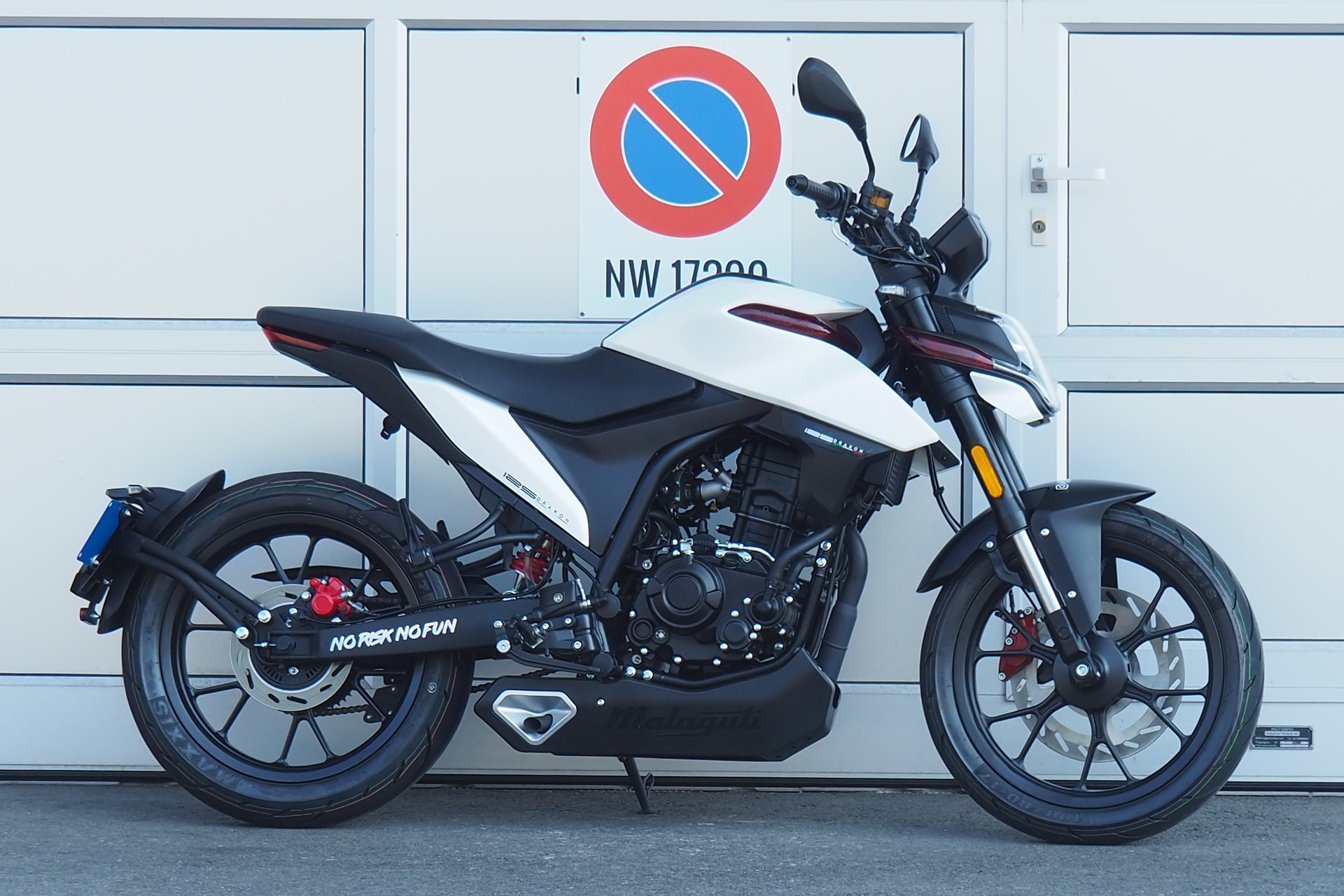 MALAGUTI Drakon 125 ABS-showroom-element-2