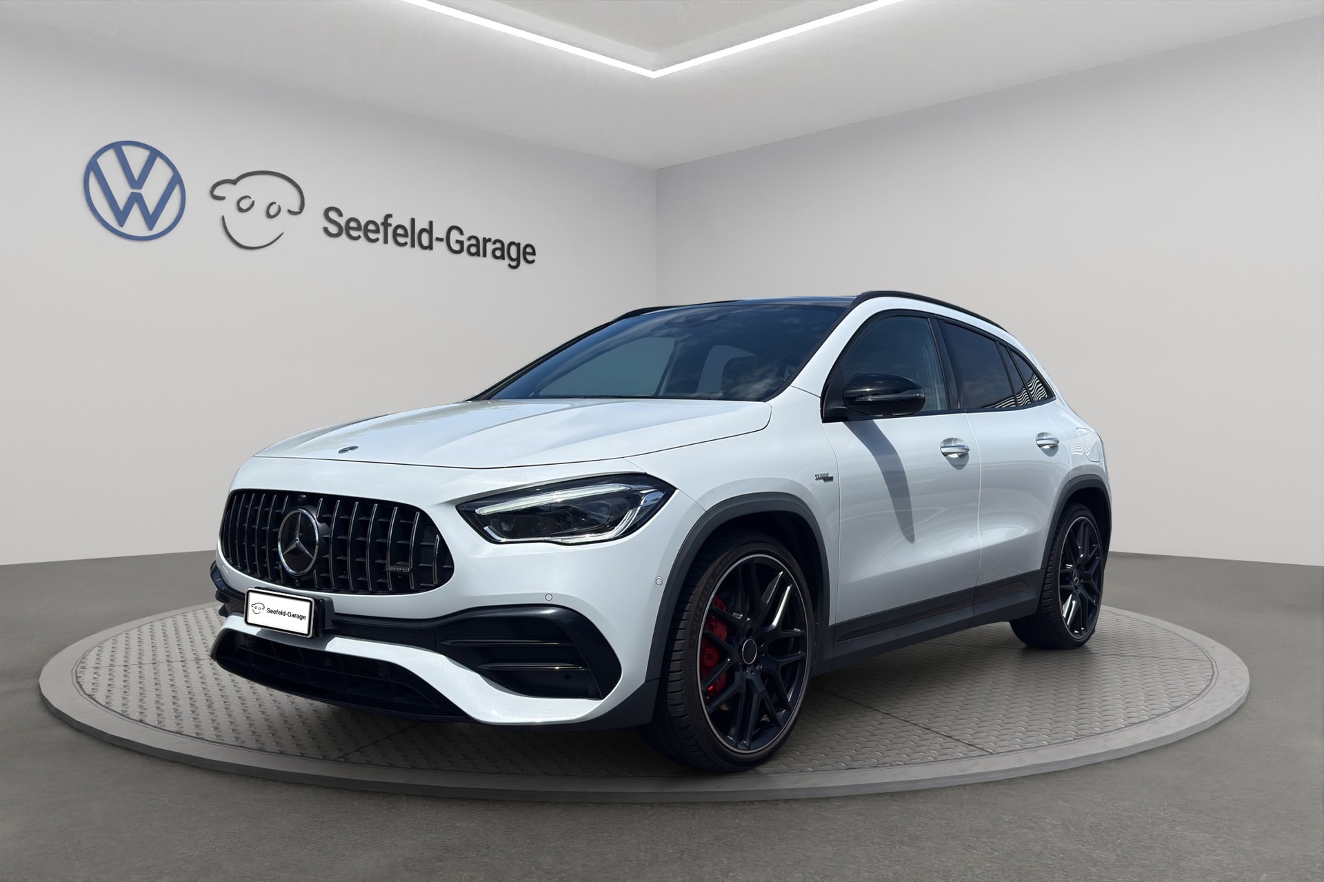 MERCEDES-BENZ GLA 45 S AMG 4Matic+ 8G-Speedshift DCT-image-0