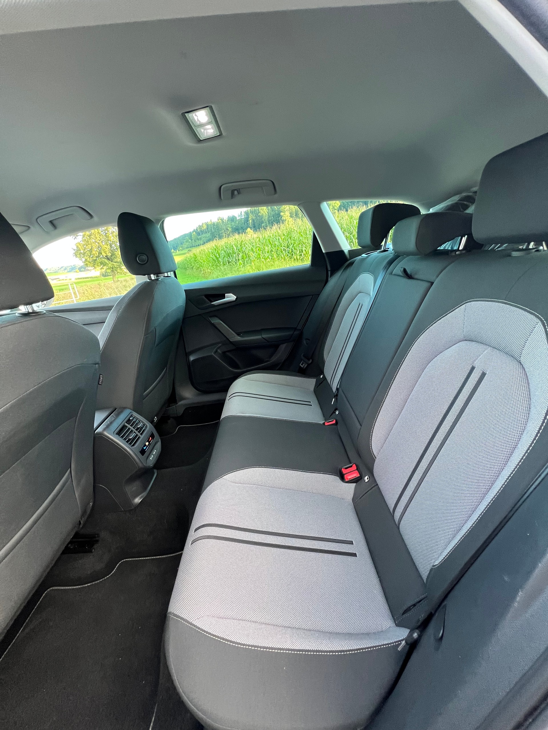 SEAT Leon 2.0 TDI EVO DSG Style-image-7