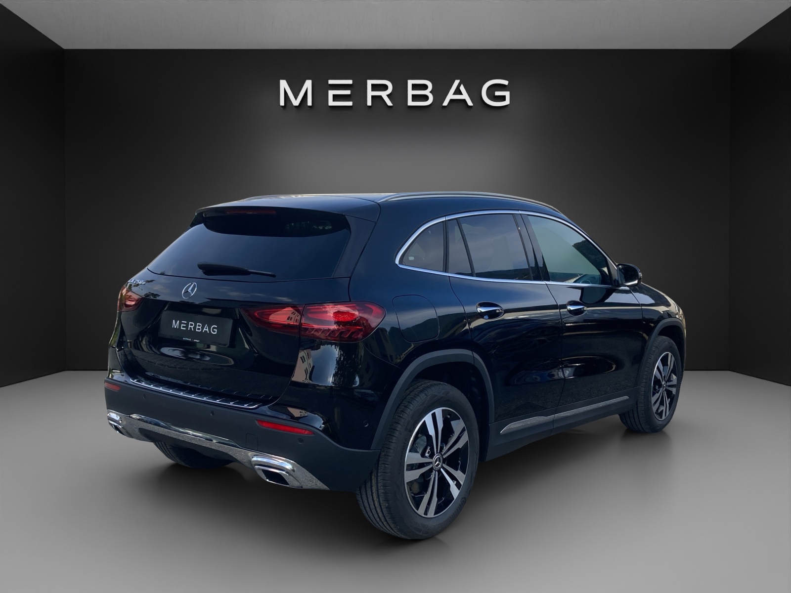 MERCEDES-BENZ GLA 250 e 8G-DCT EQ Star-image-4
