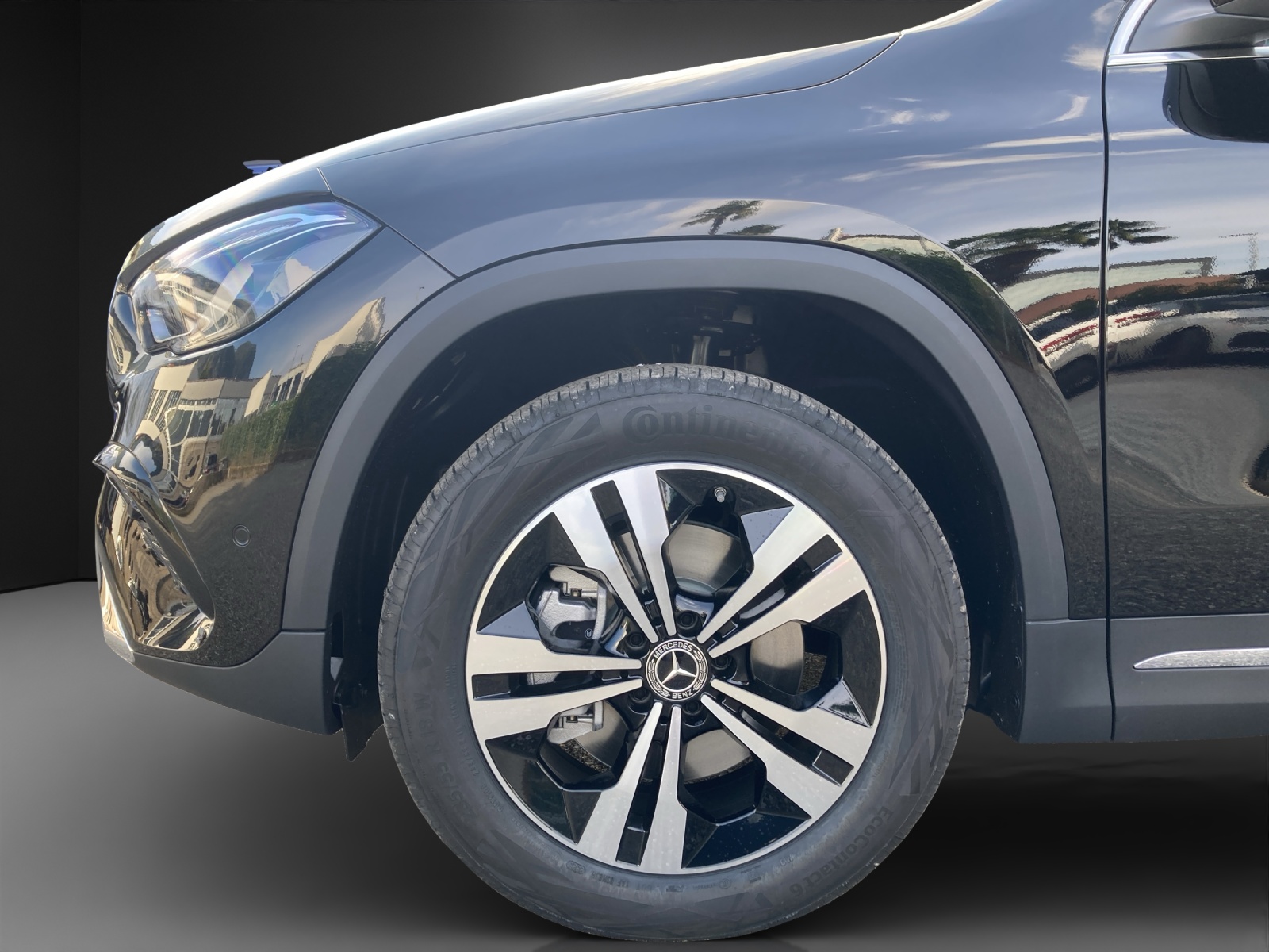 MERCEDES-BENZ GLA 250 e 8G-DCT EQ Star-image-7