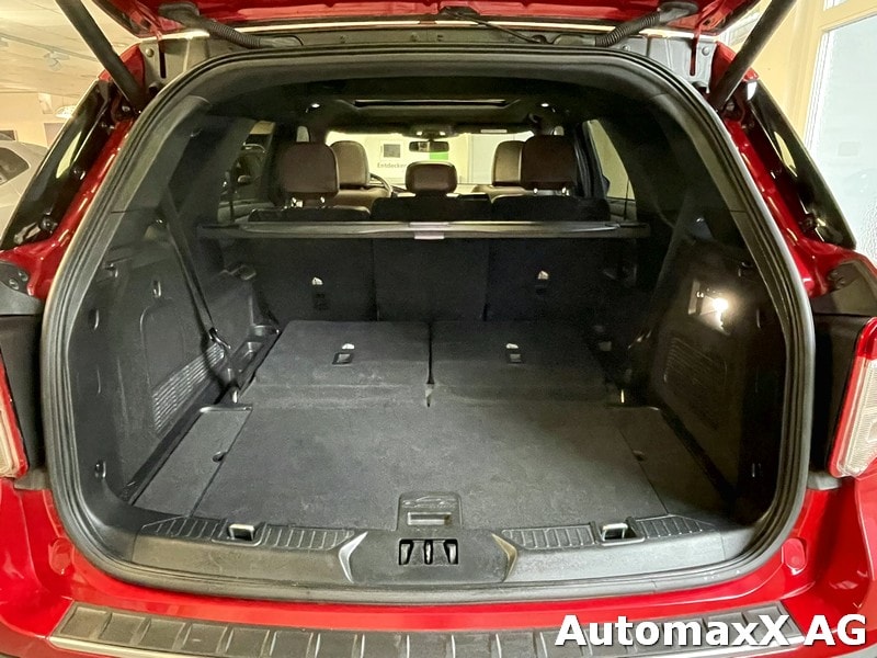 FORD Explorer 3.0 V6 Plug-in Hybrid Platinum-image-13