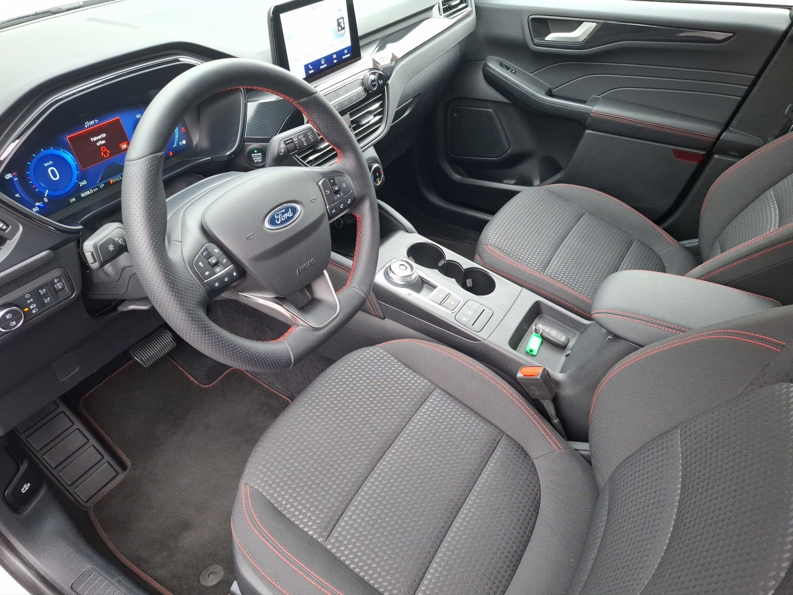 FORD Kuga 2.5 Hybrid ST-Line 4x4-image-5