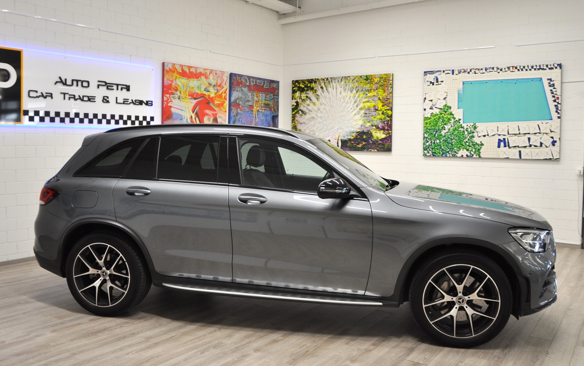 MERCEDES-BENZ GLC 220 d AMG Line 4Matic 9G-Tronic-image-5