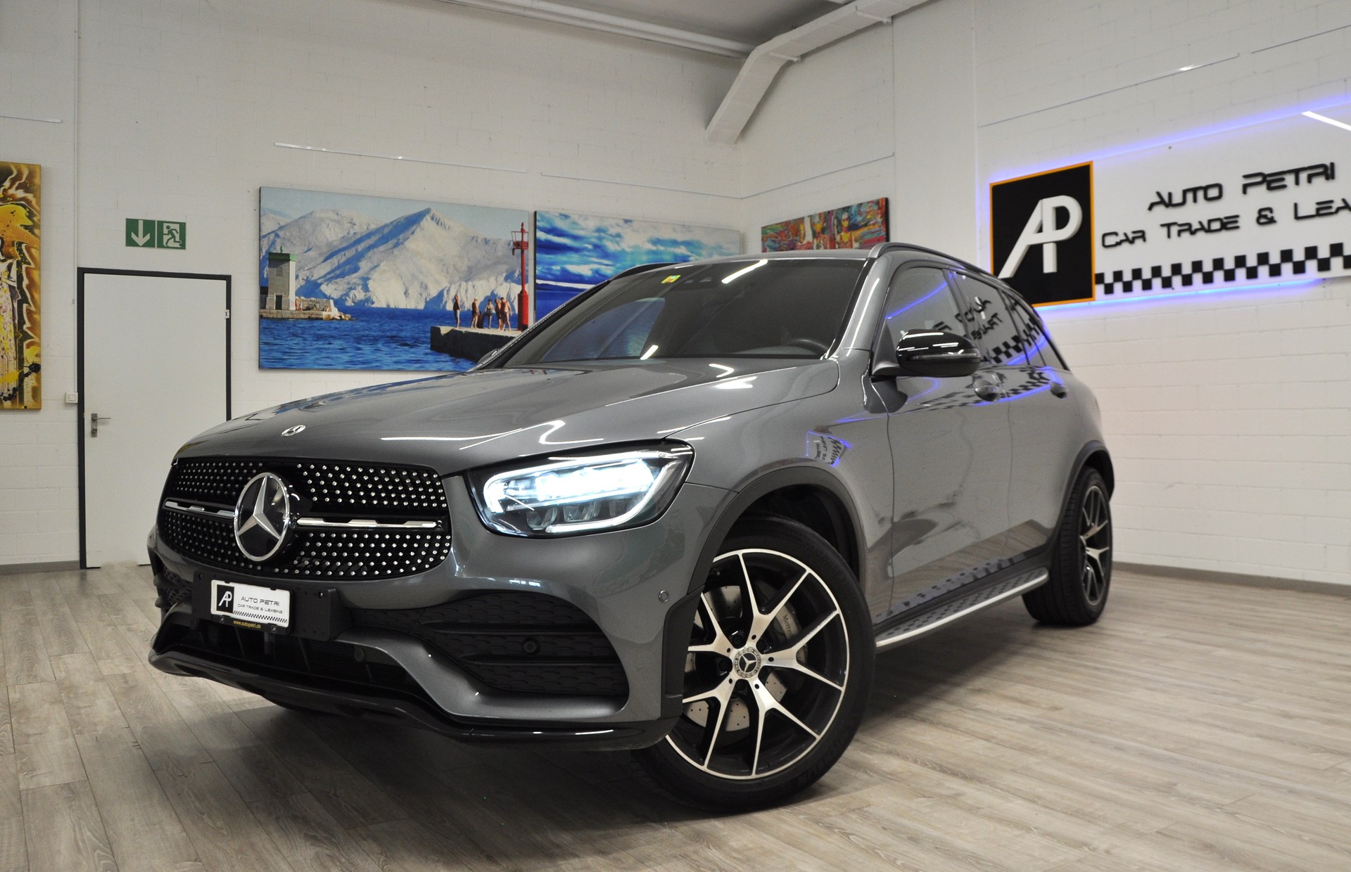 MERCEDES-BENZ GLC 220 d AMG Line 4Matic 9G-Tronic-image-2