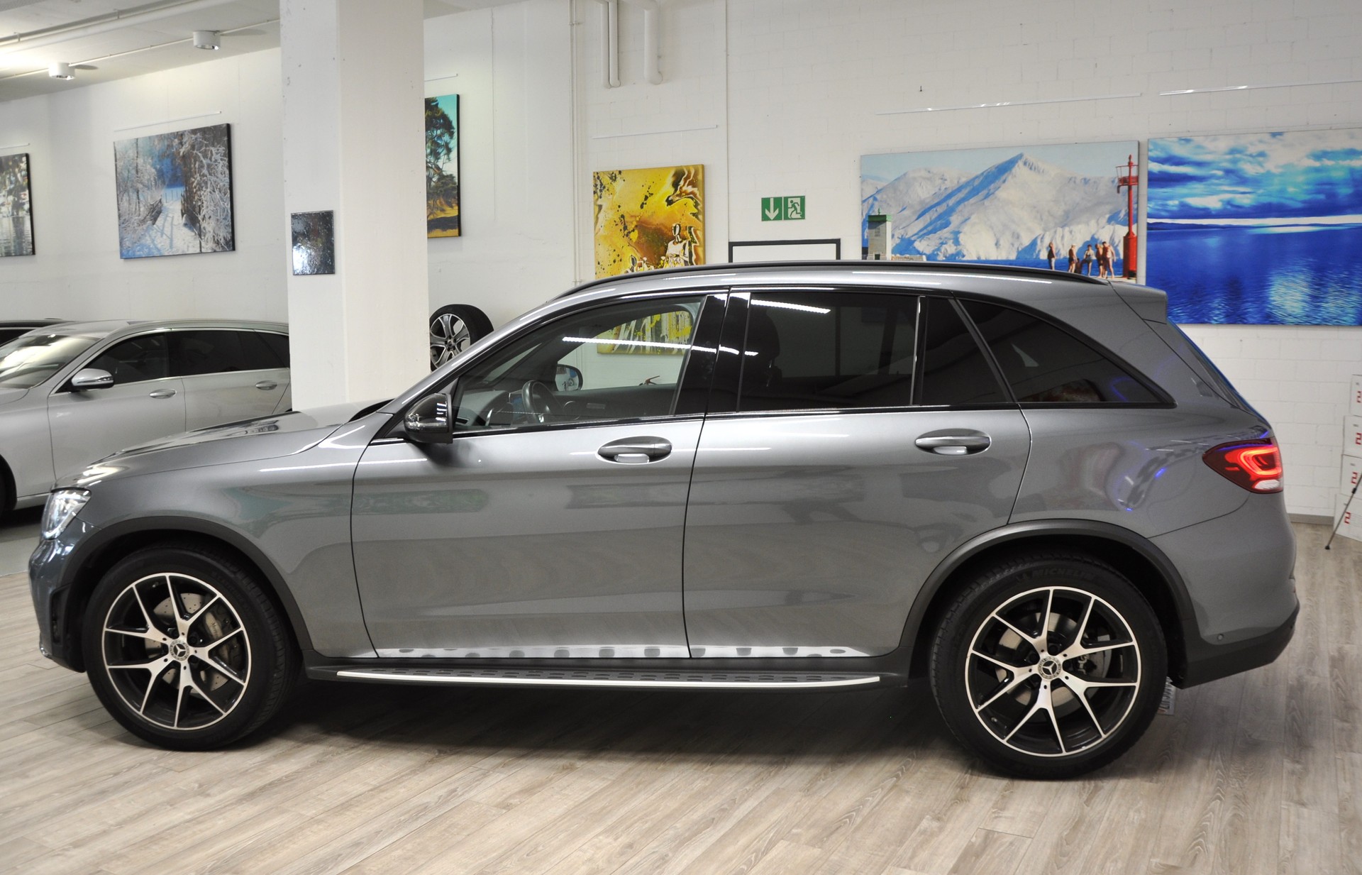 MERCEDES-BENZ GLC 220 d AMG Line 4Matic 9G-Tronic-image-3