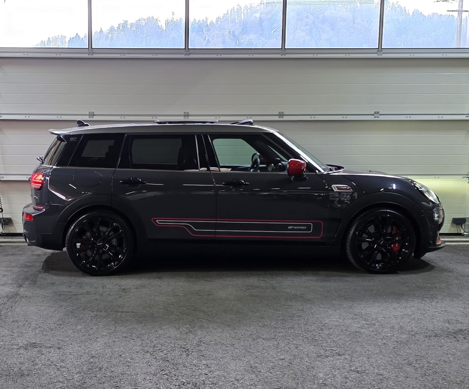 MINI Clubman Cooper John Cooper Works ALL4 GP Inspired Steptronic *CH-Fahrzeug*-image-5