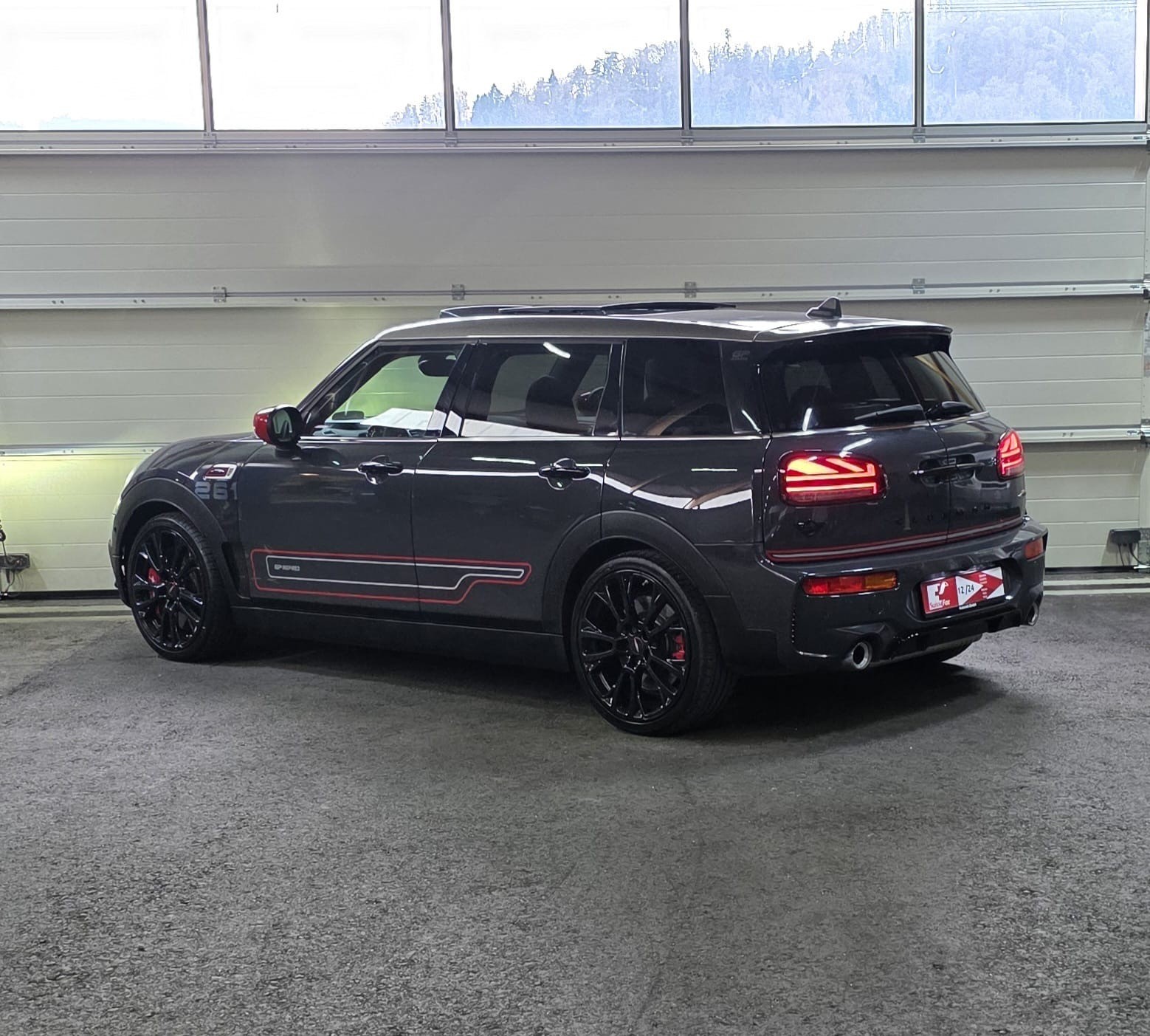 MINI Clubman Cooper John Cooper Works ALL4 GP Inspired Steptronic *CH-Fahrzeug*-image-2