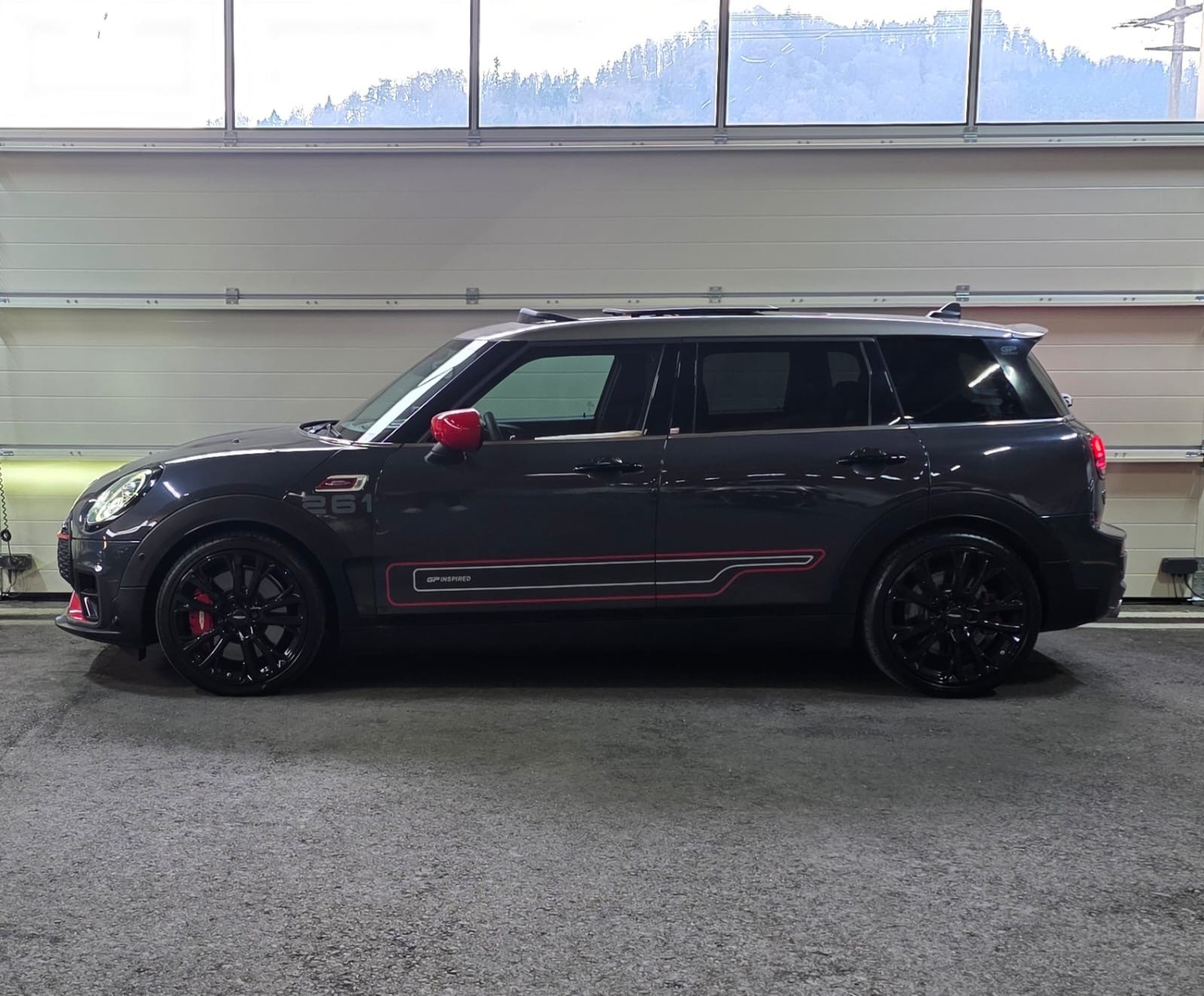 MINI Clubman Cooper John Cooper Works ALL4 GP Inspired Steptronic *CH-Fahrzeug*-image-1