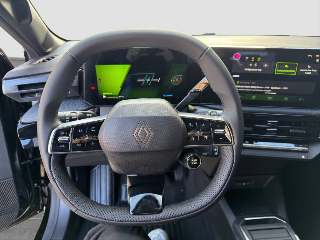 RENAULT Clio 1.8 E-Tech techno-image-8
