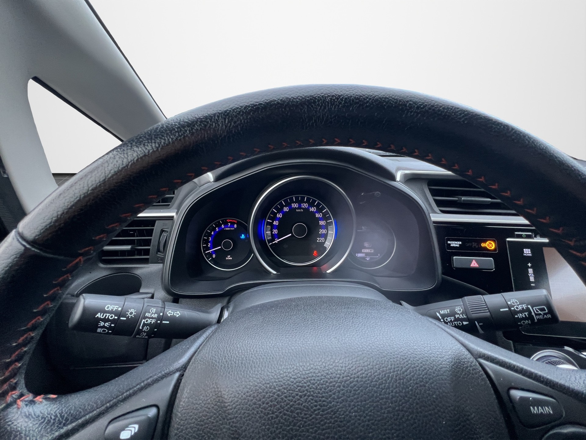 HONDA Jazz 1.5i-VTEC Dynamic-image-10