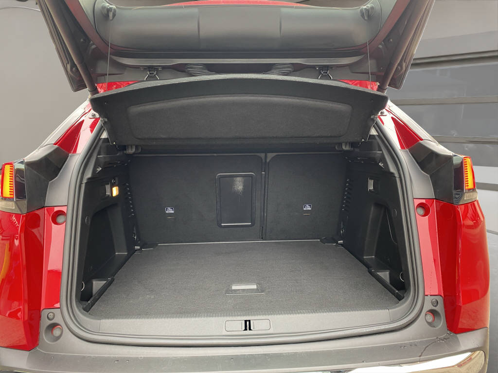 PEUGEOT 3008 Essence 130ch Automatique Allure-image-9